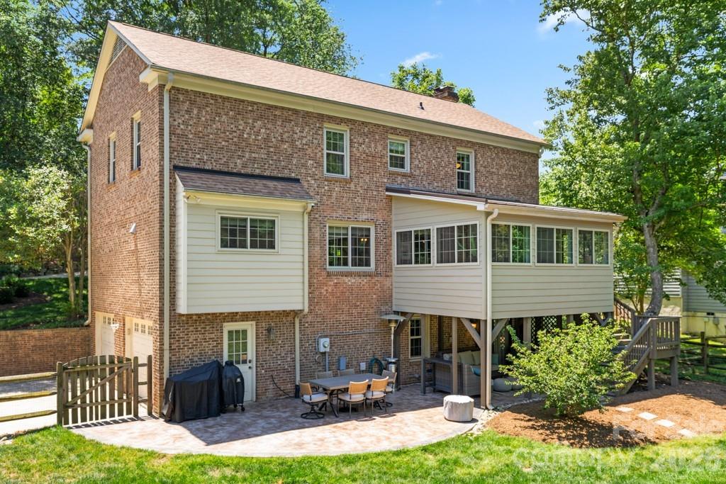 main property photo 34