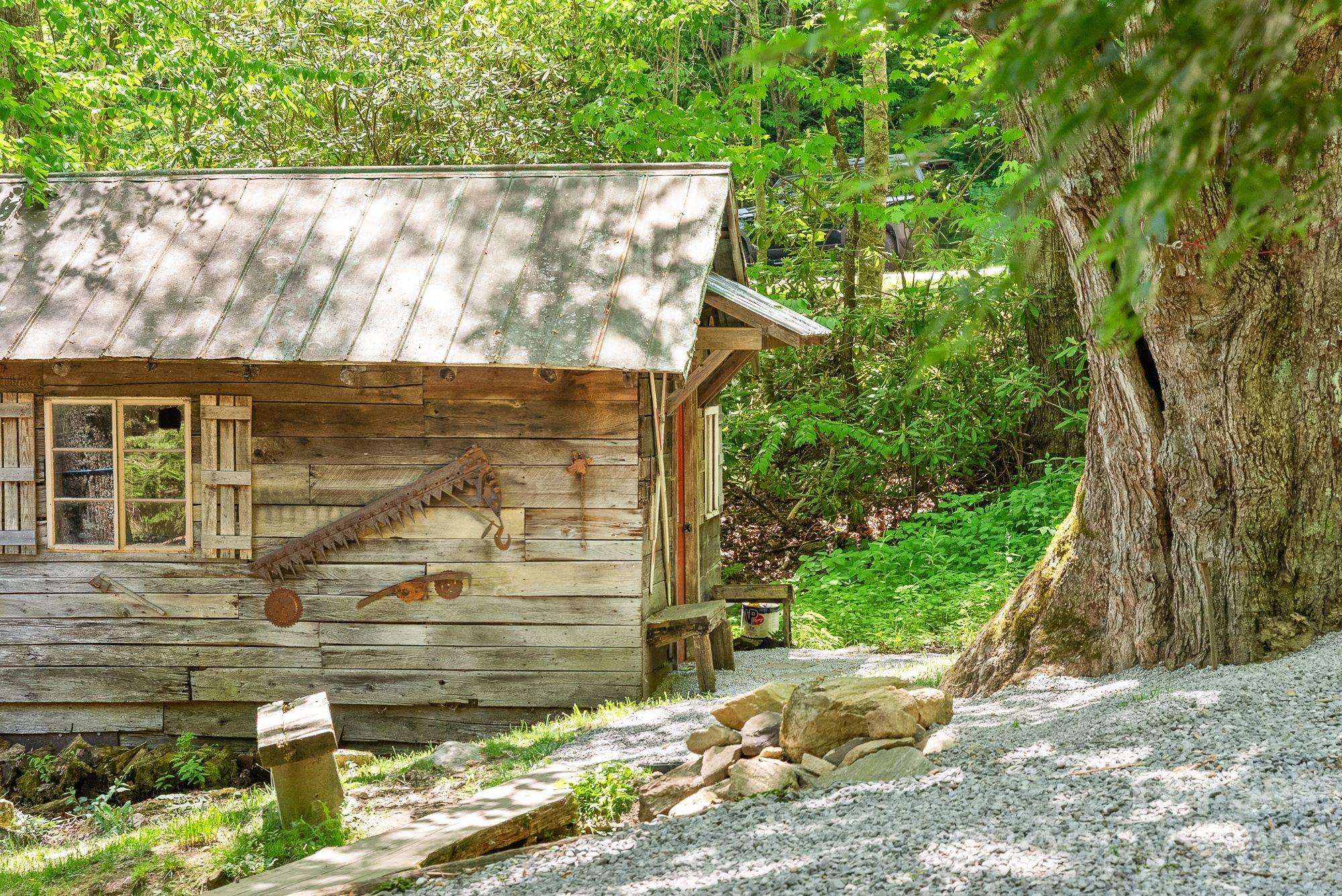 main property photo 19