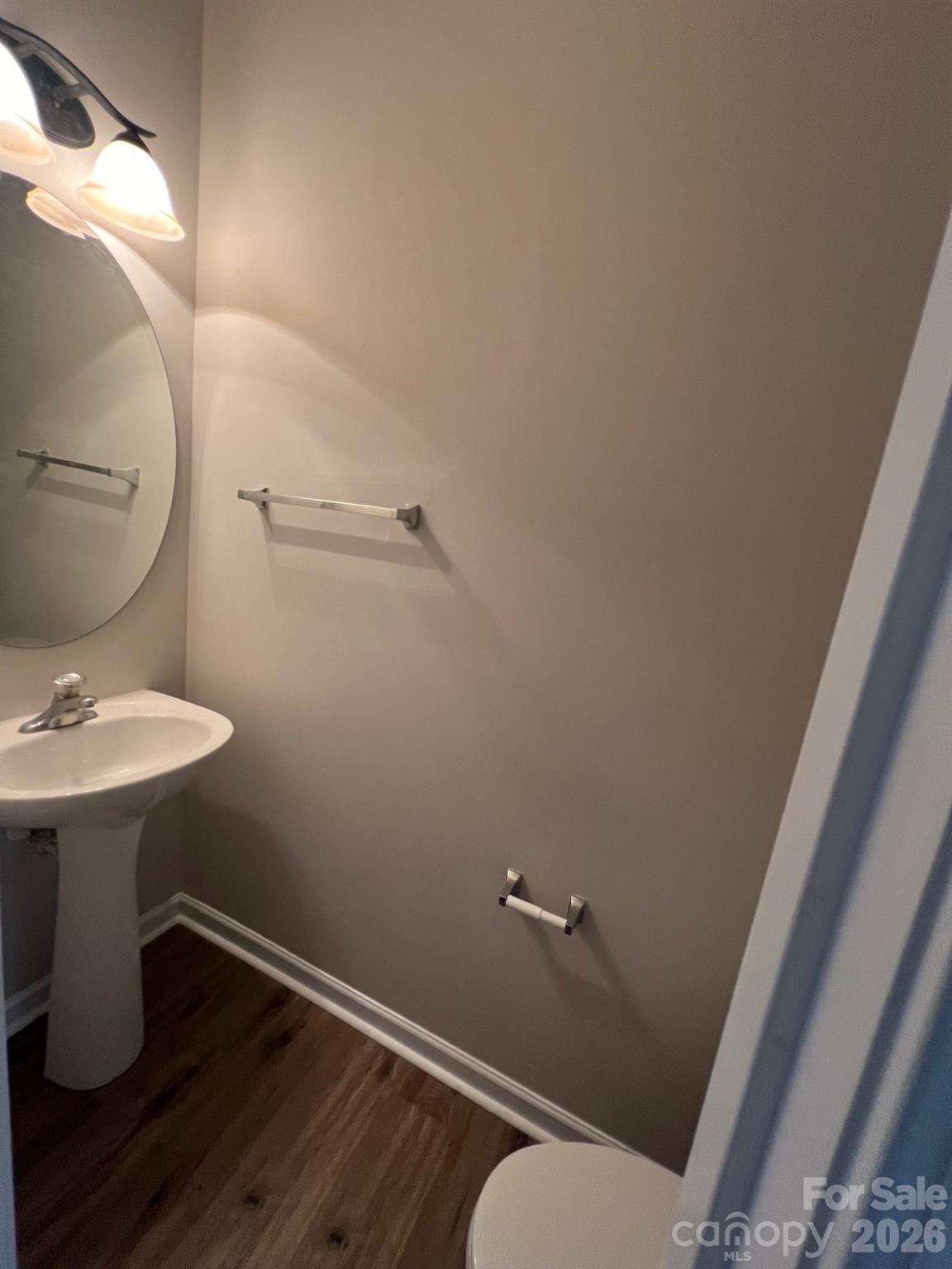 main property photo 11