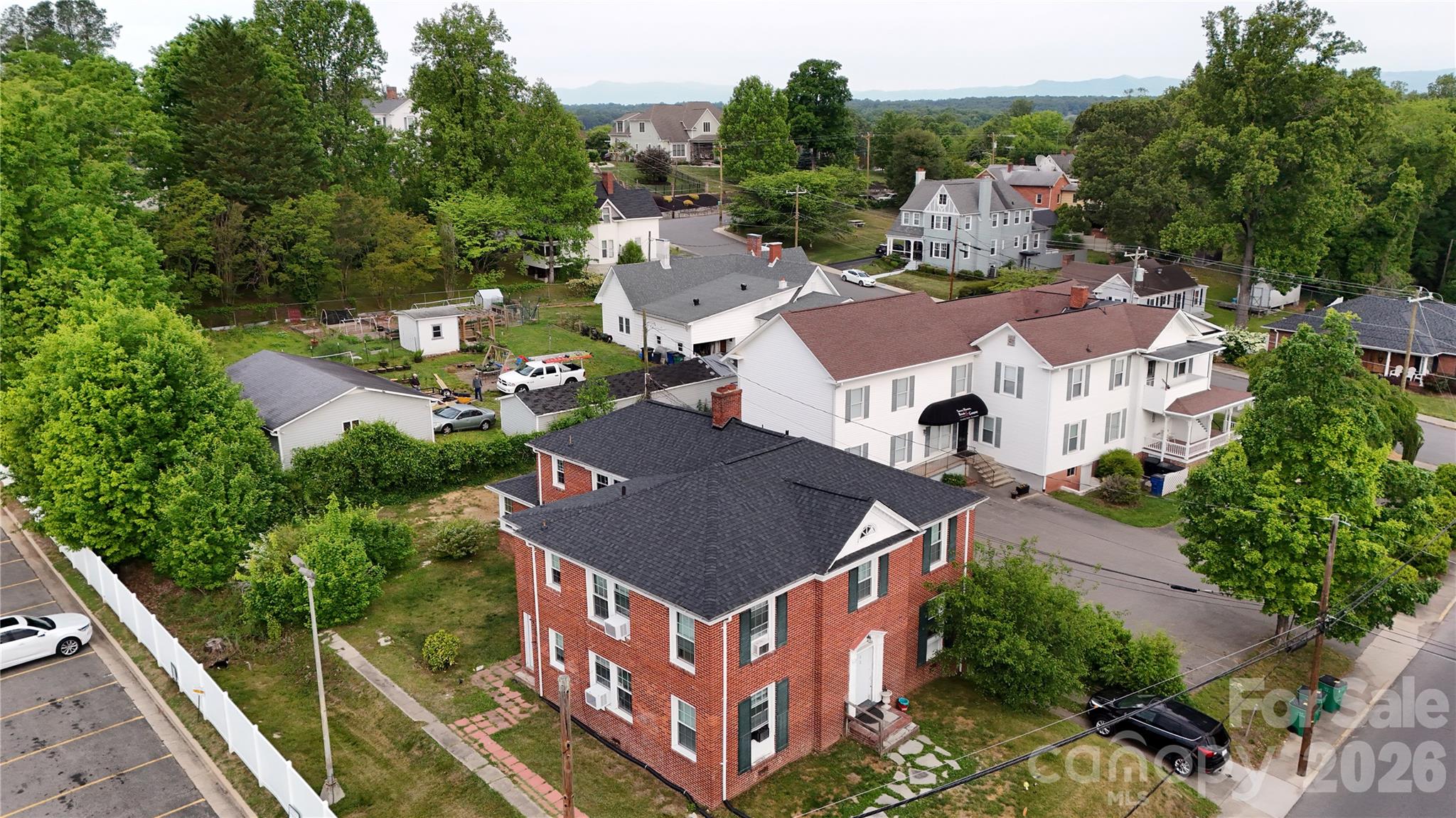 main property photo 15