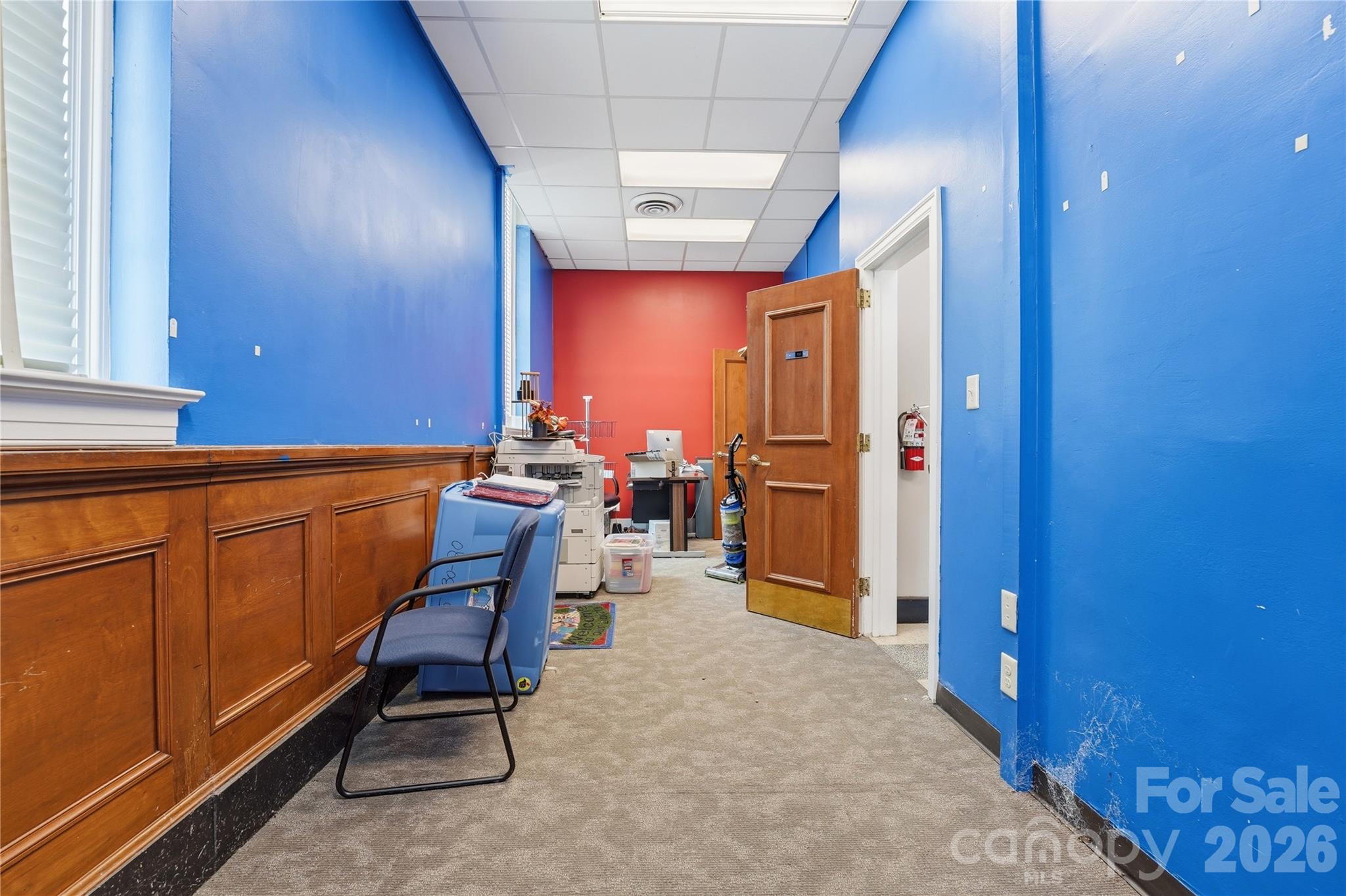 main property photo 10
