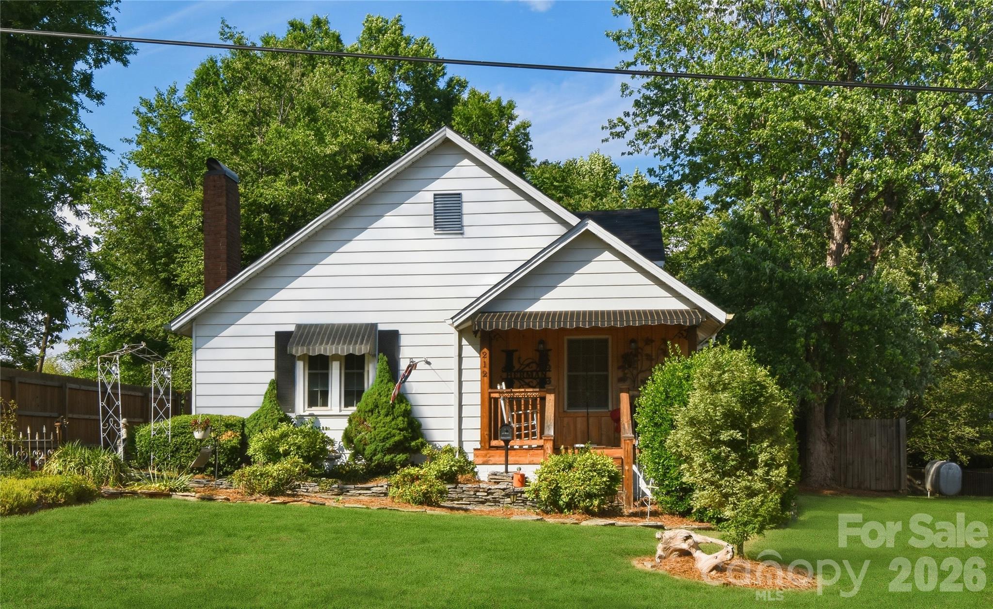 main property photo 2