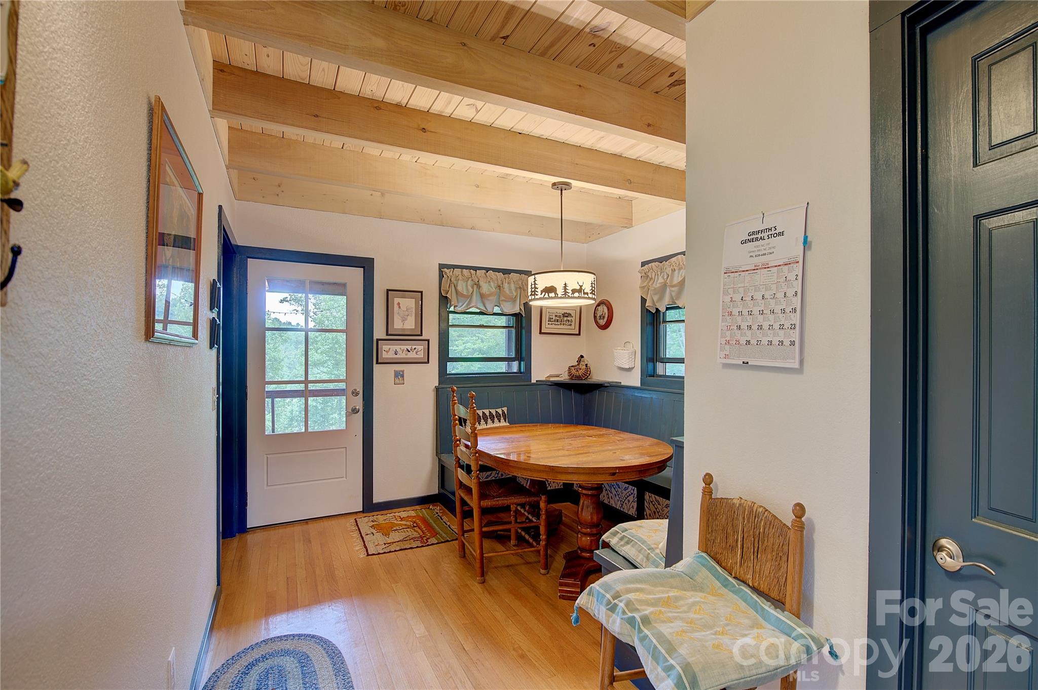 main property photo 10