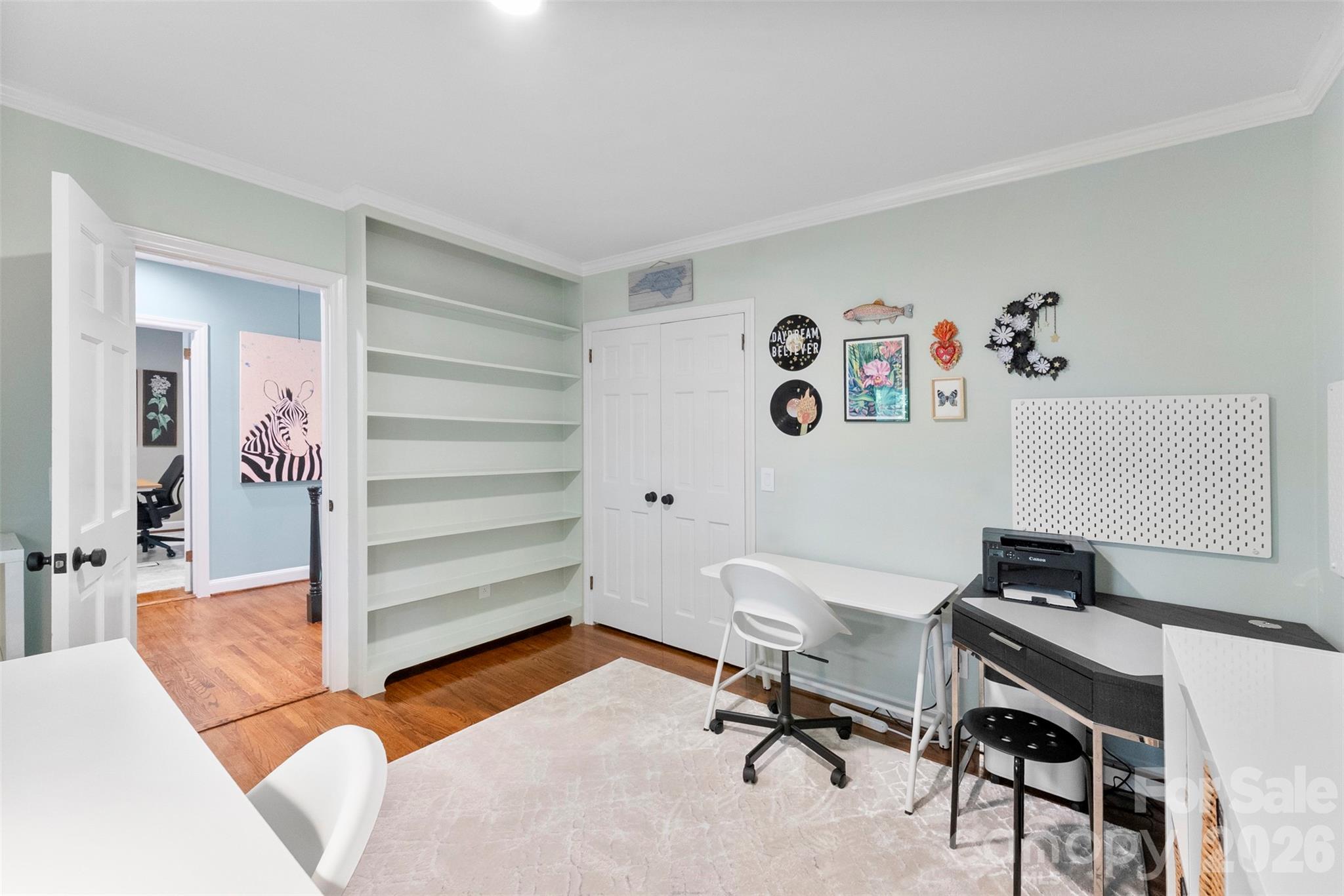 main property photo 30