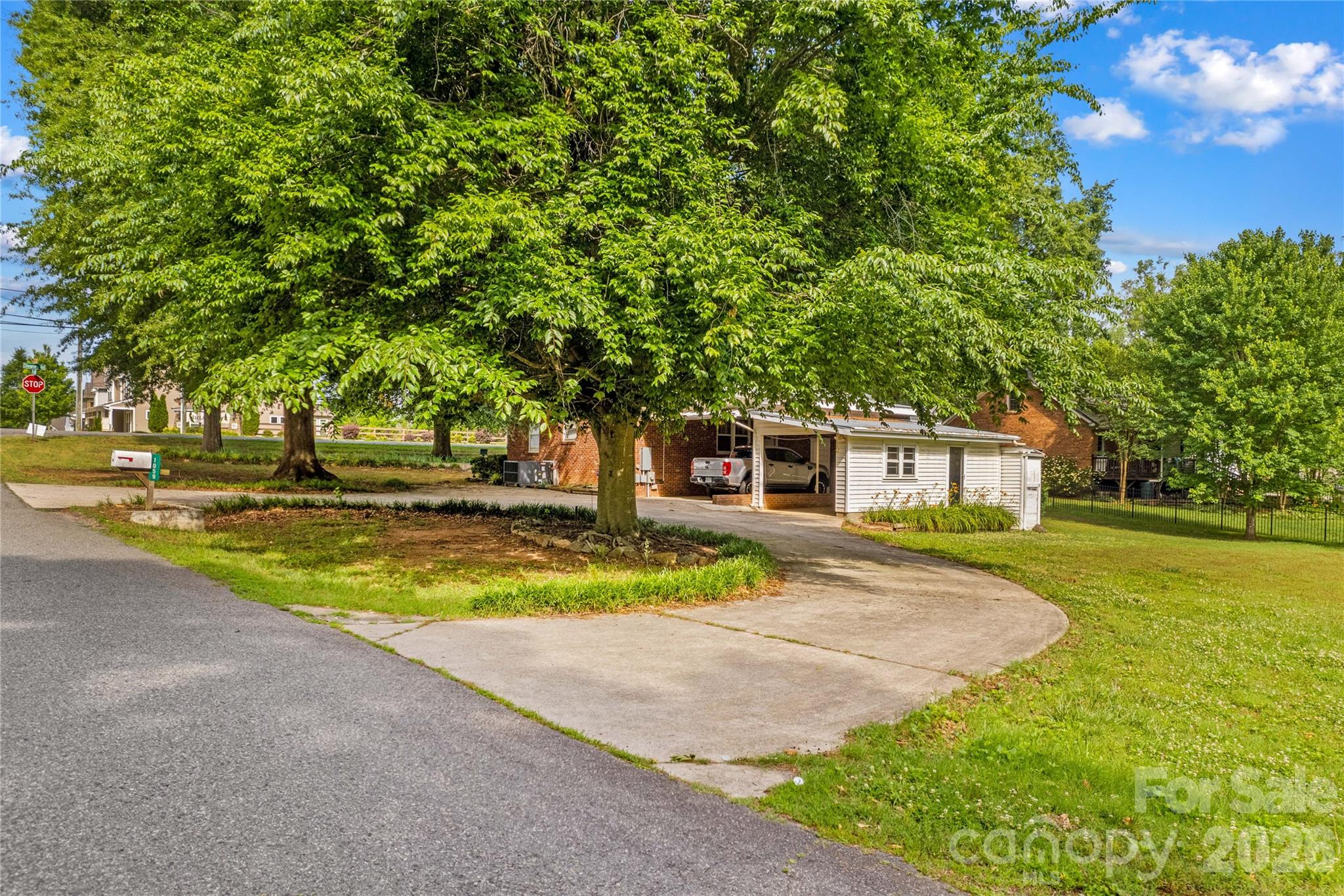 main property photo 41