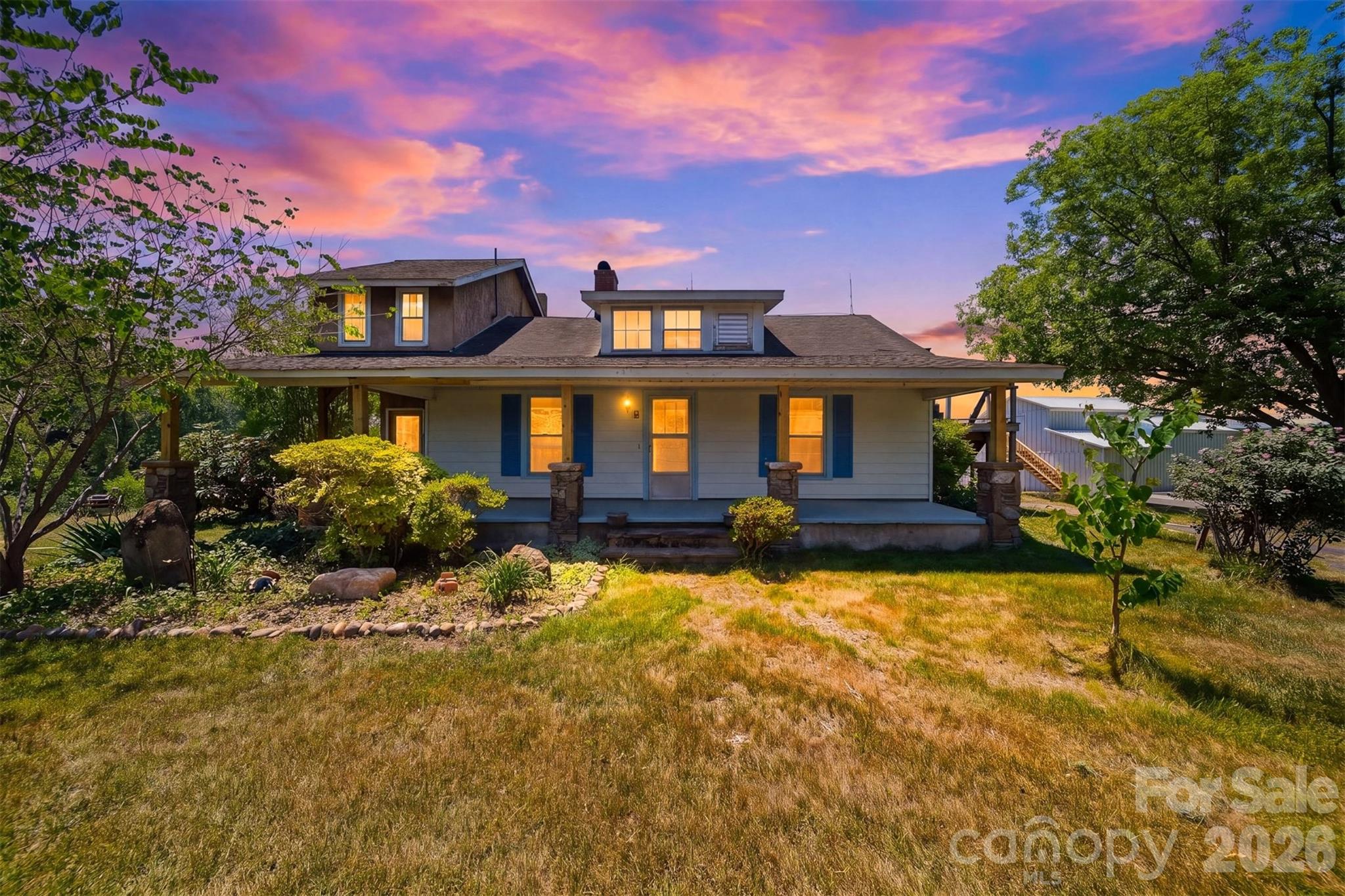 main property photo 13