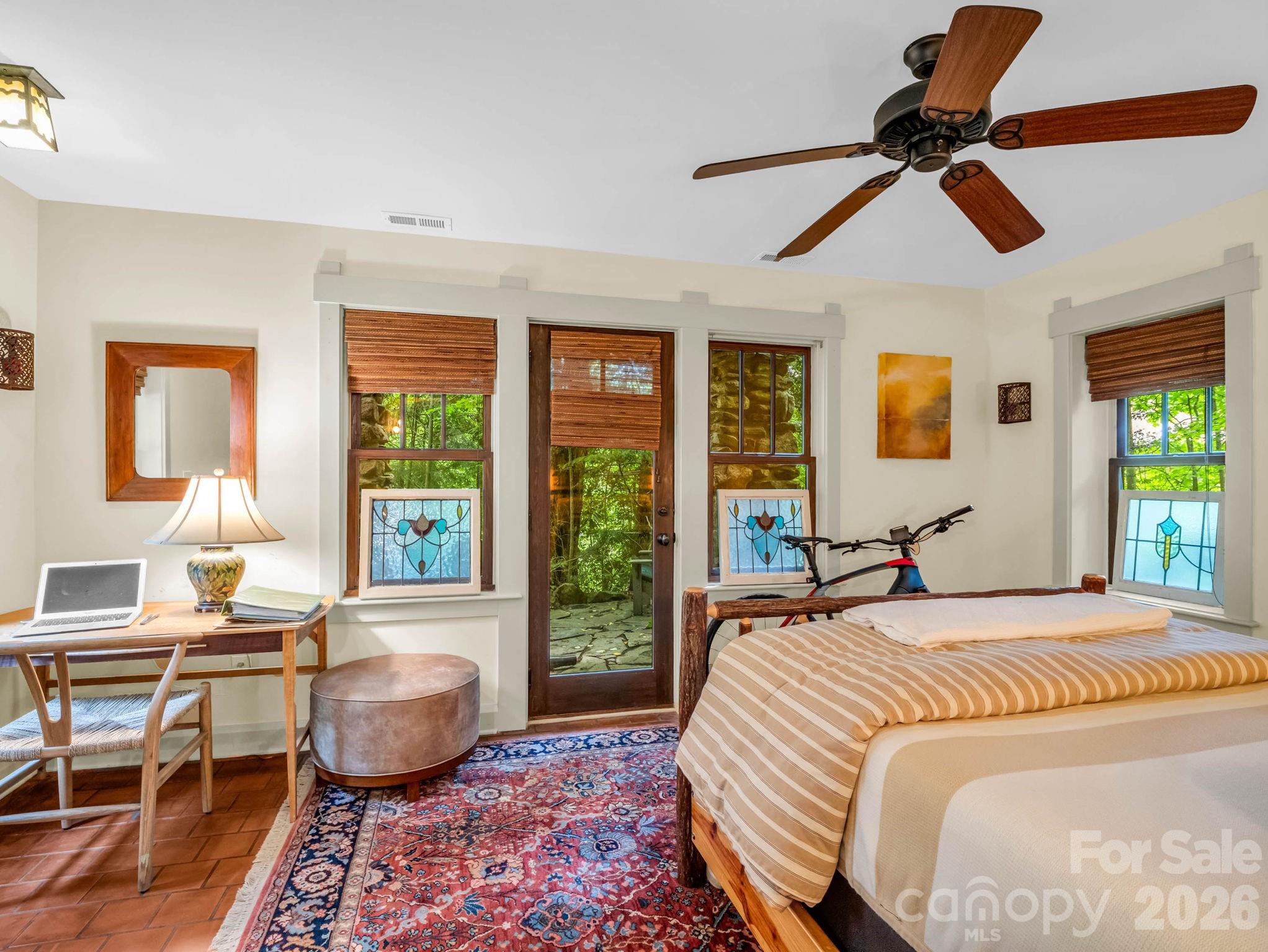 main property photo 28
