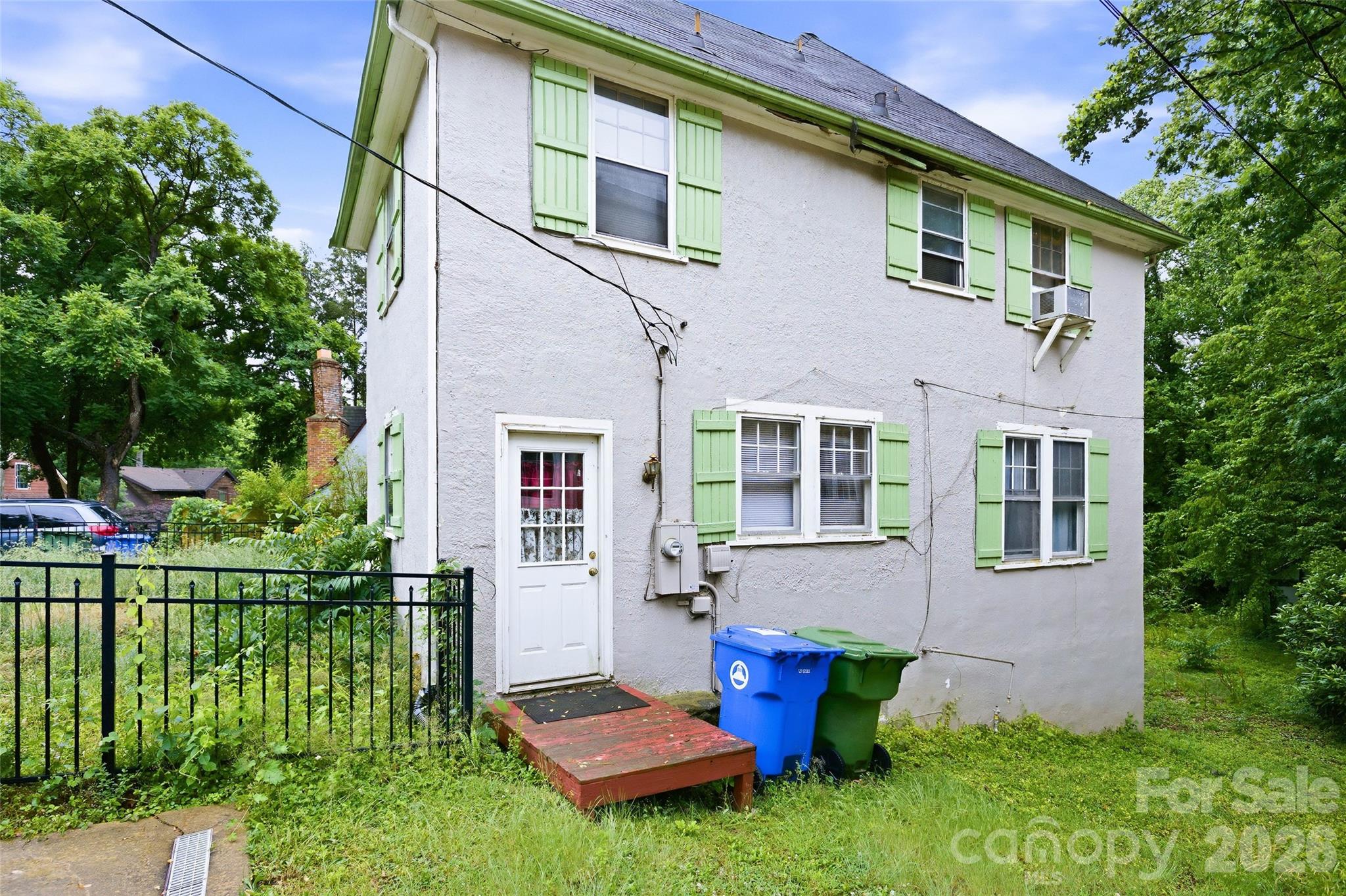 main property photo 20