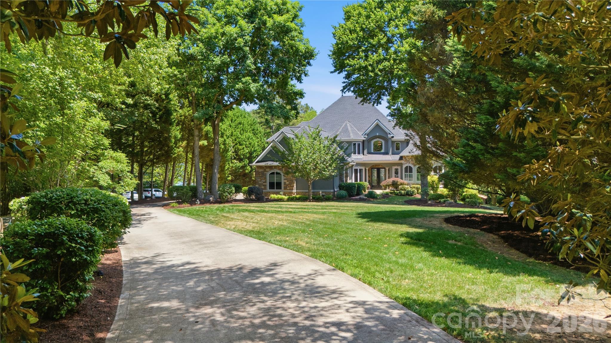 main property photo 13