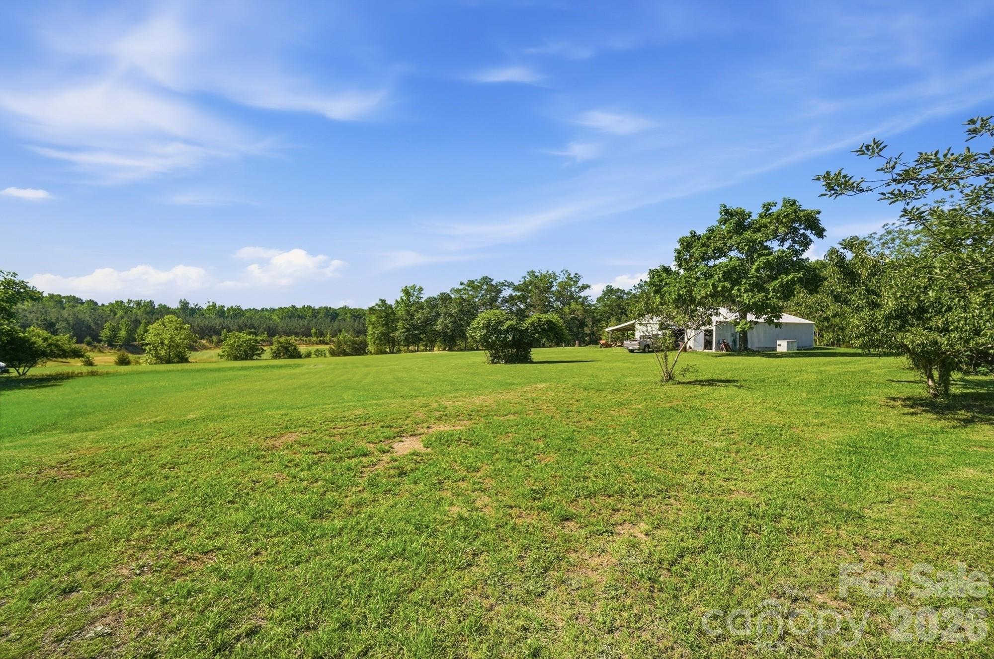 main property photo 30