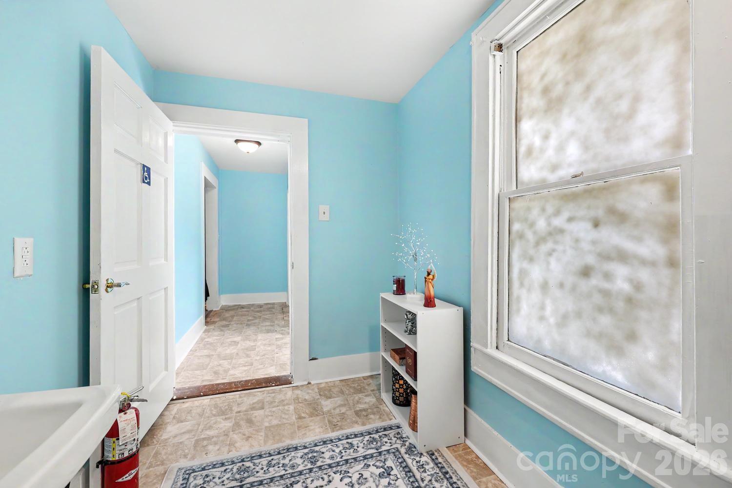 main property photo 17