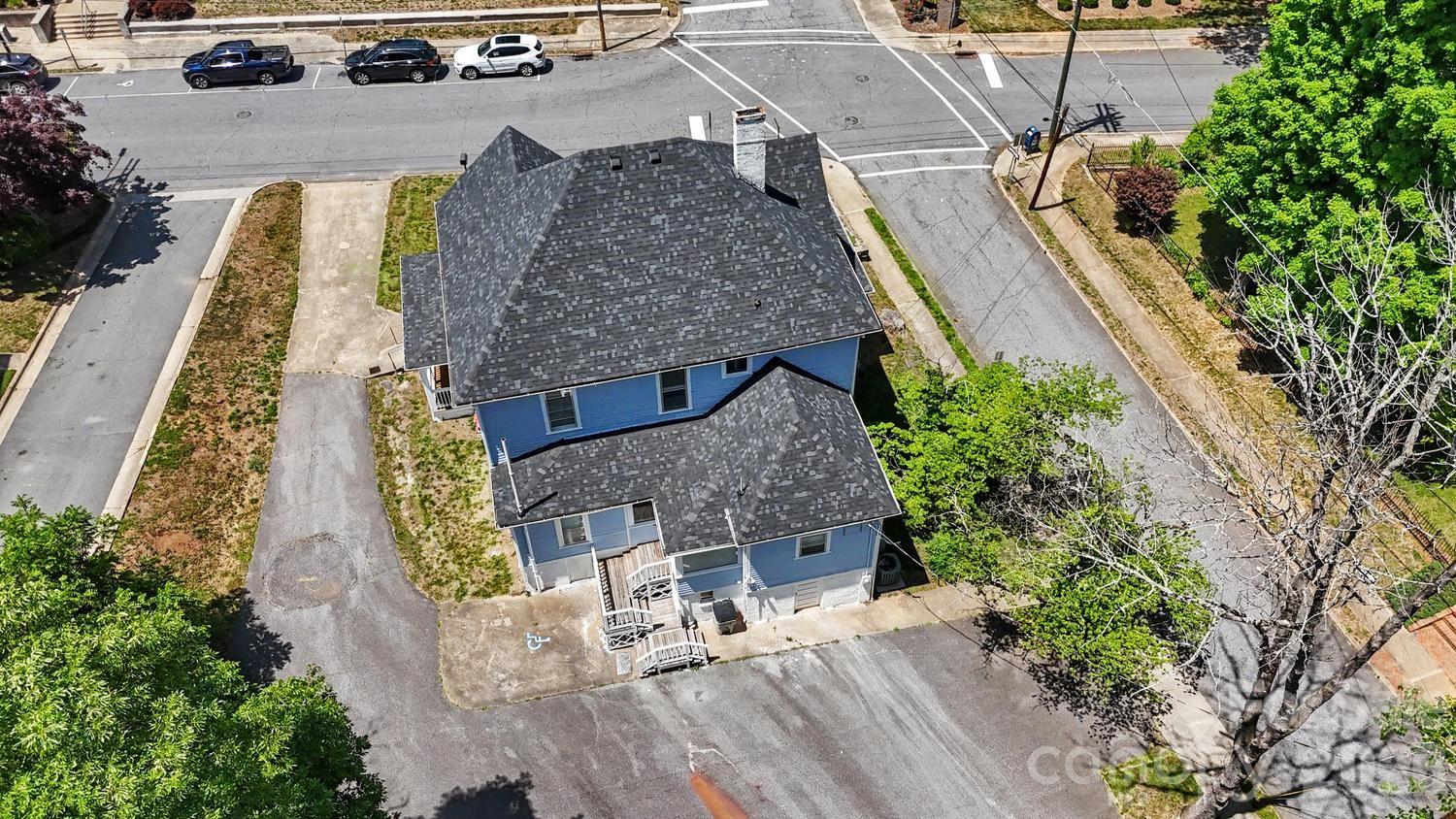 main property photo 38