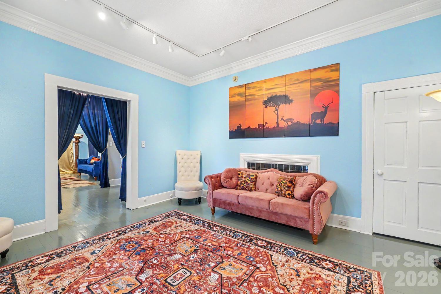 main property photo 8