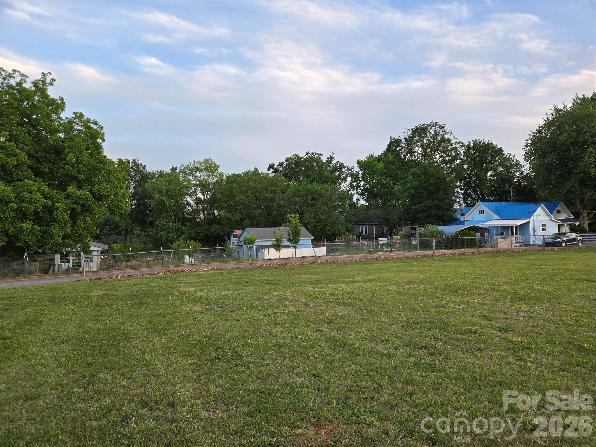 main property photo 20