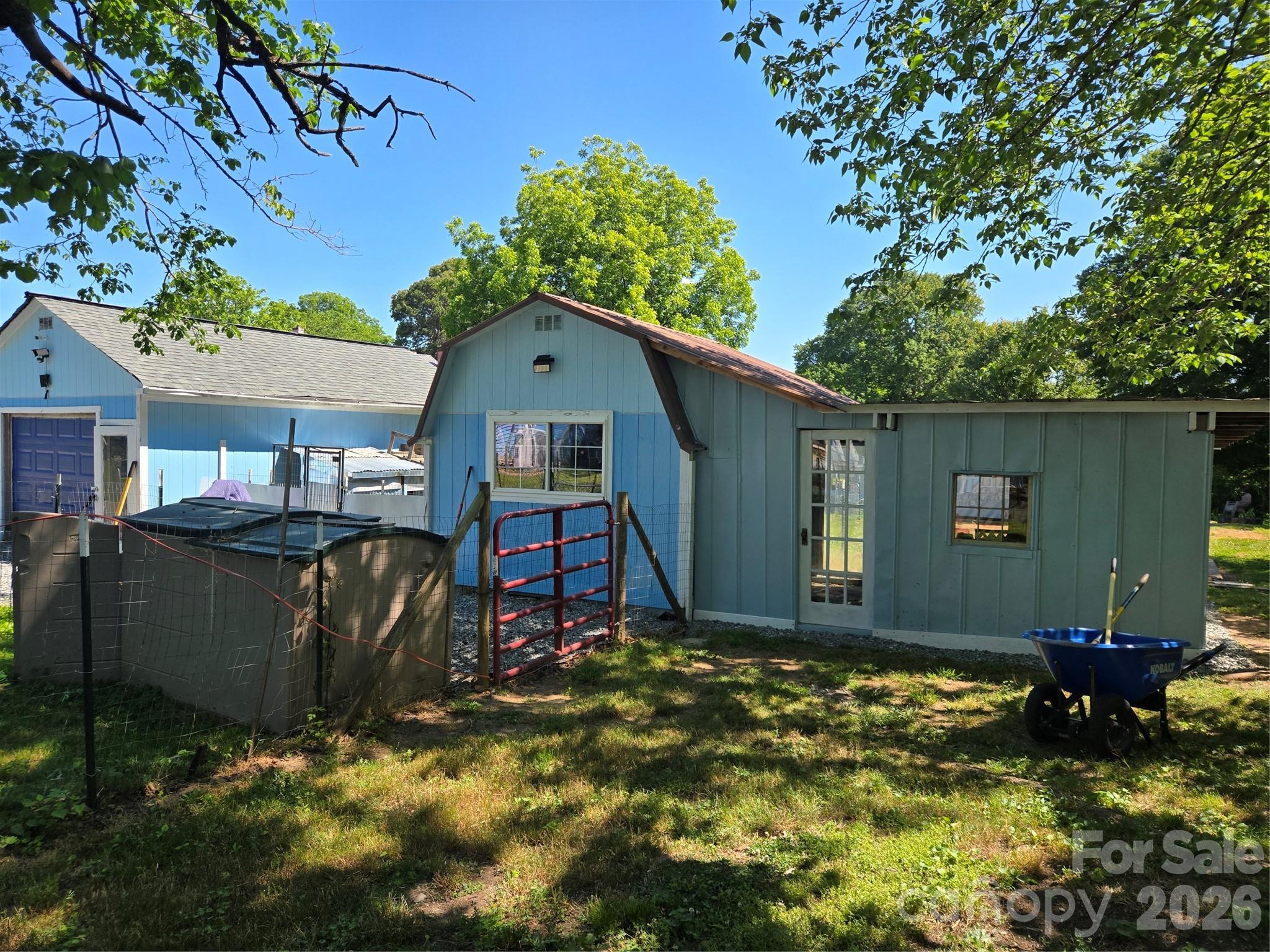 main property photo 24