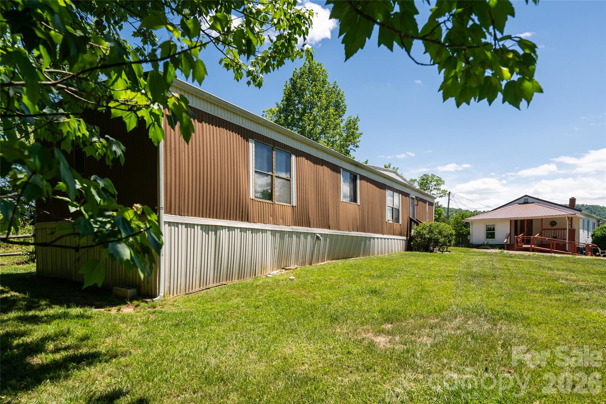 main property photo 33