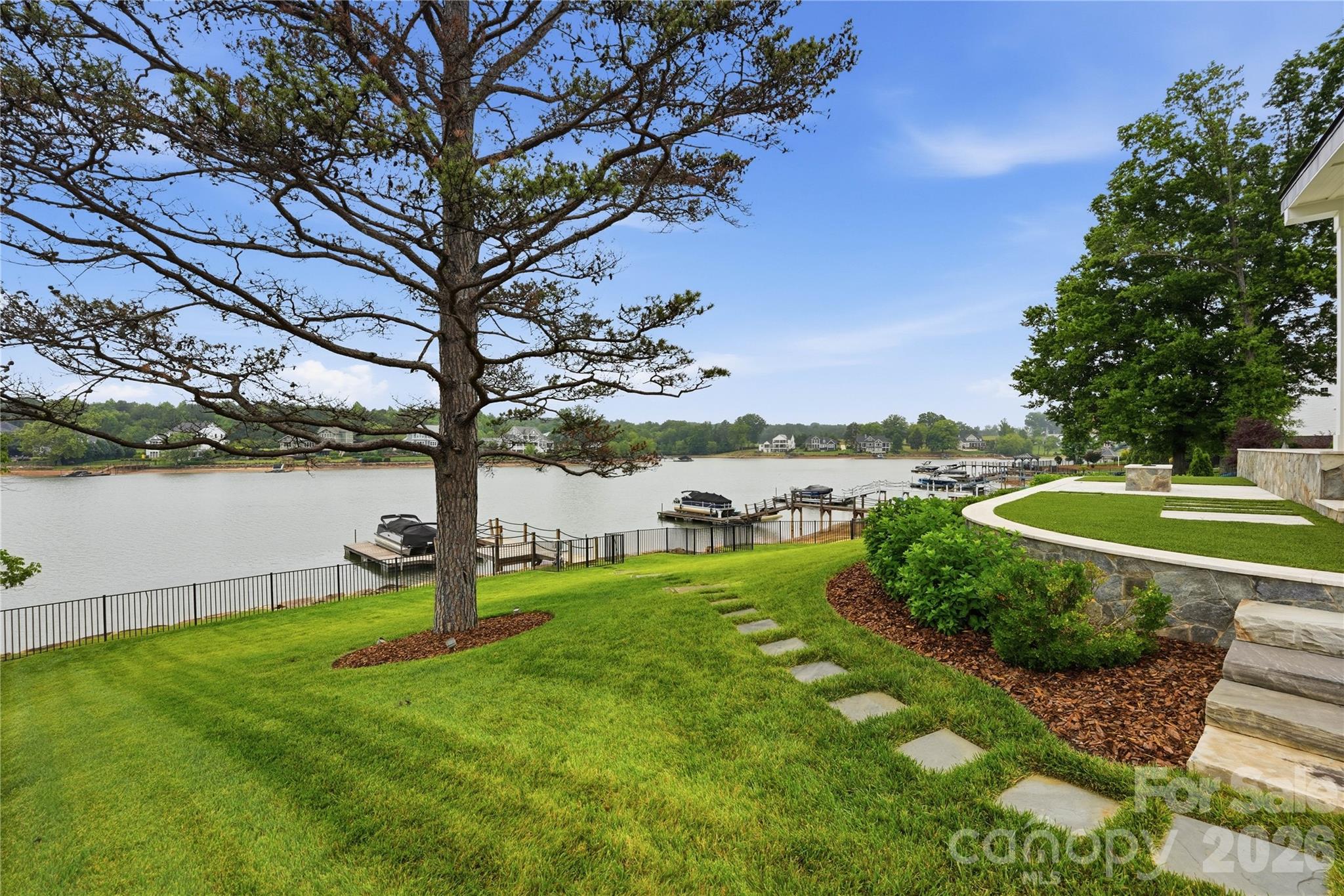 main property photo 41