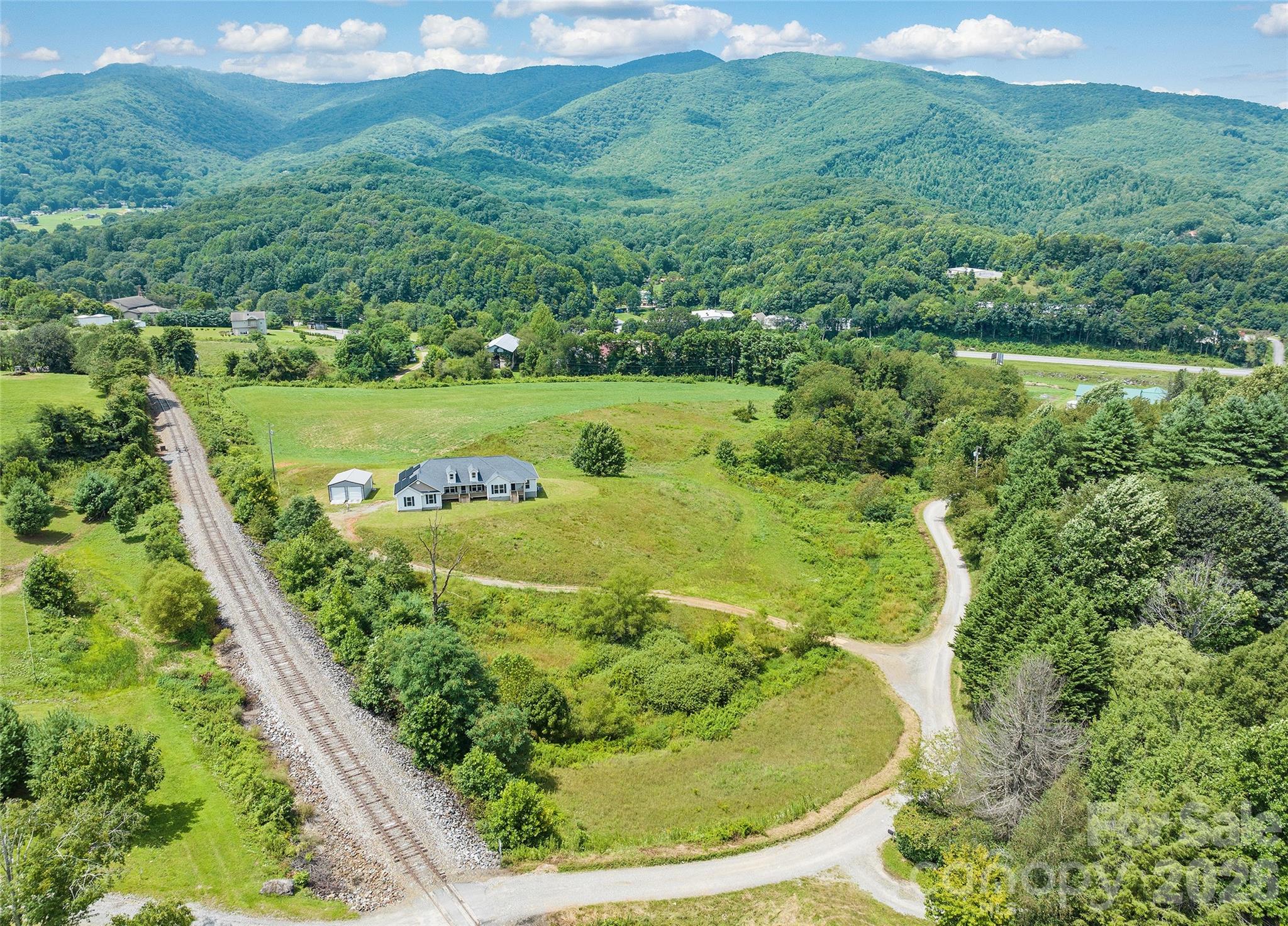 main property photo 12