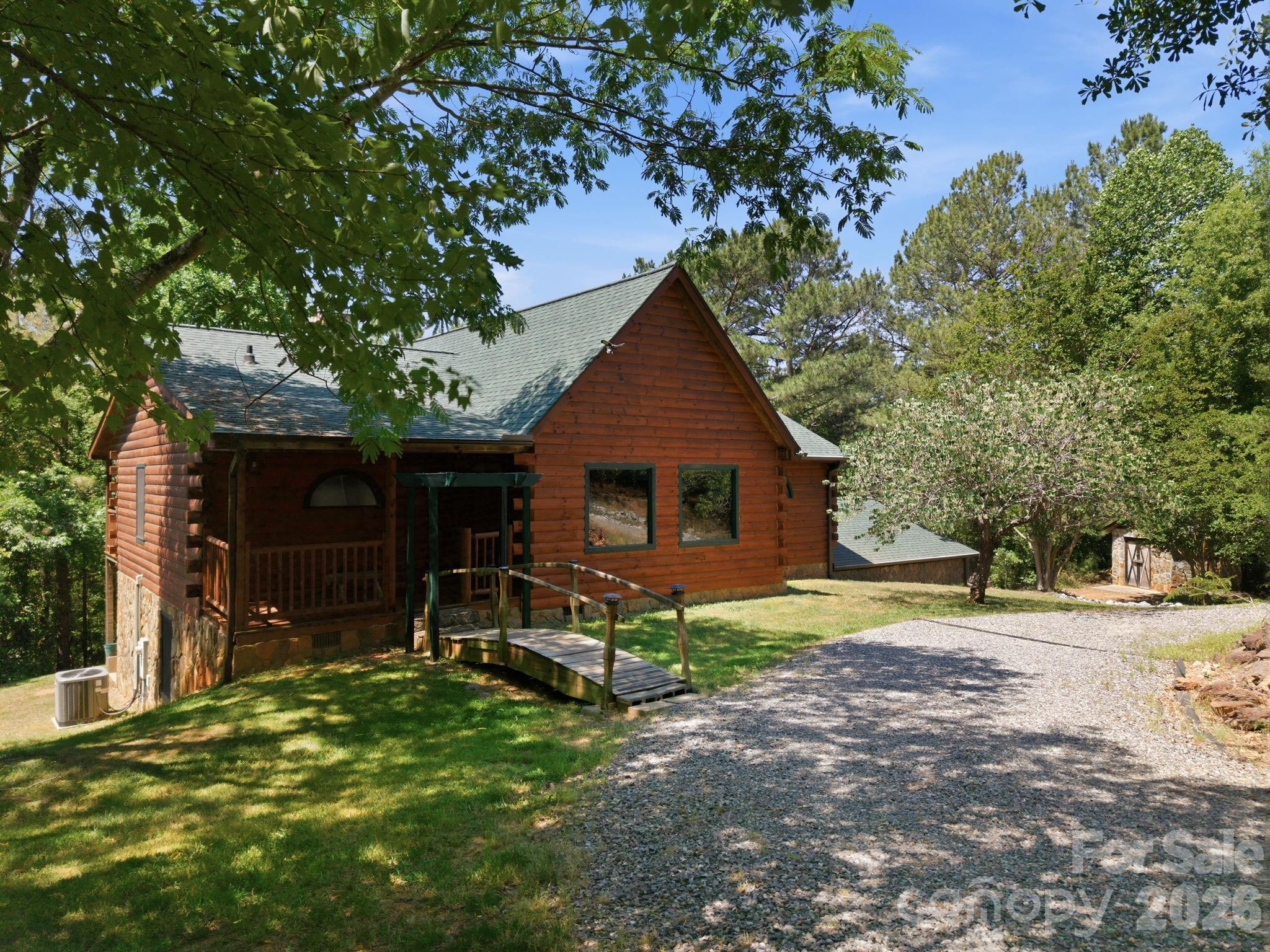 main property photo 5