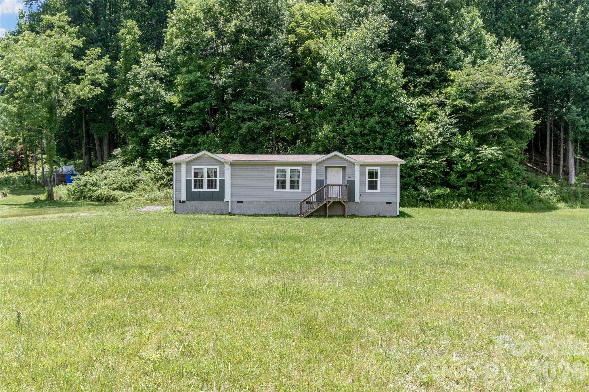 main property photo 23