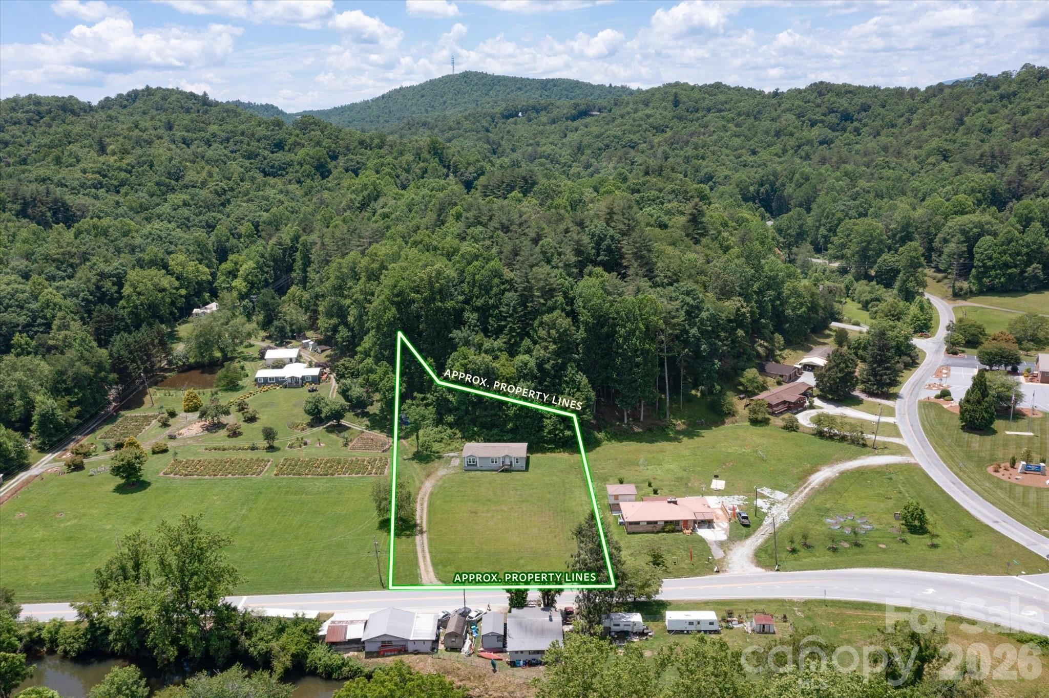 main property photo 25