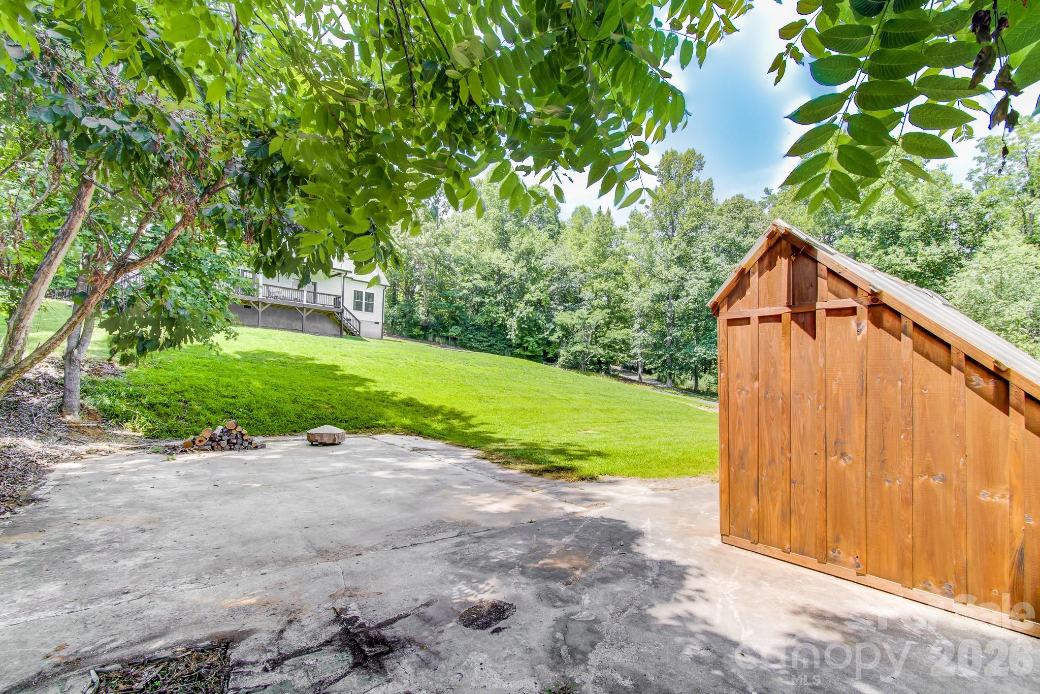 main property photo 41