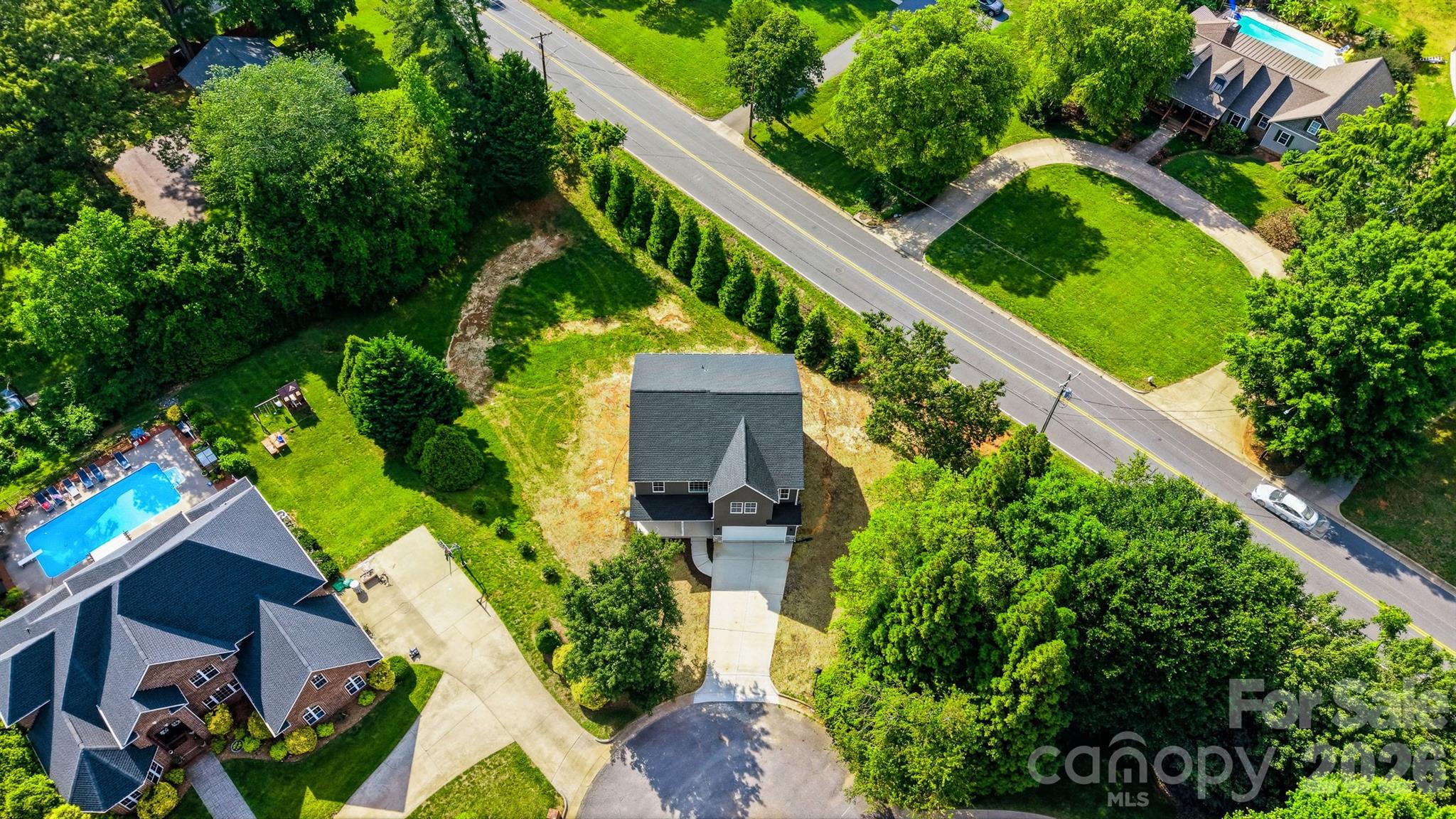 main property photo 44