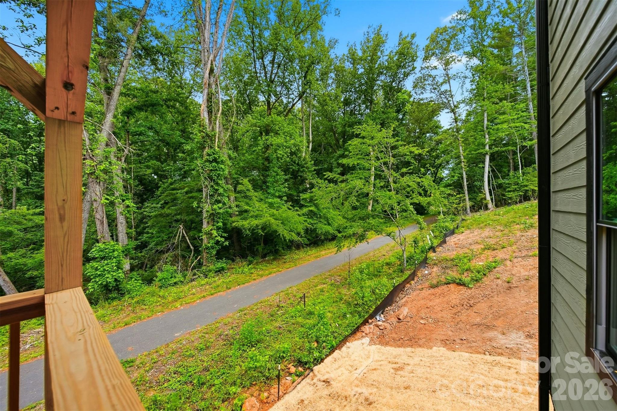 main property photo 17