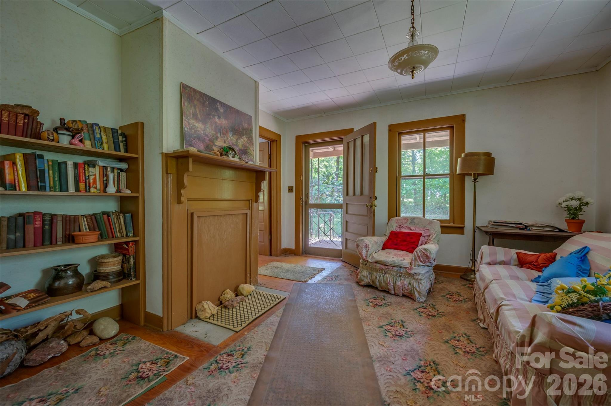 main property photo 10