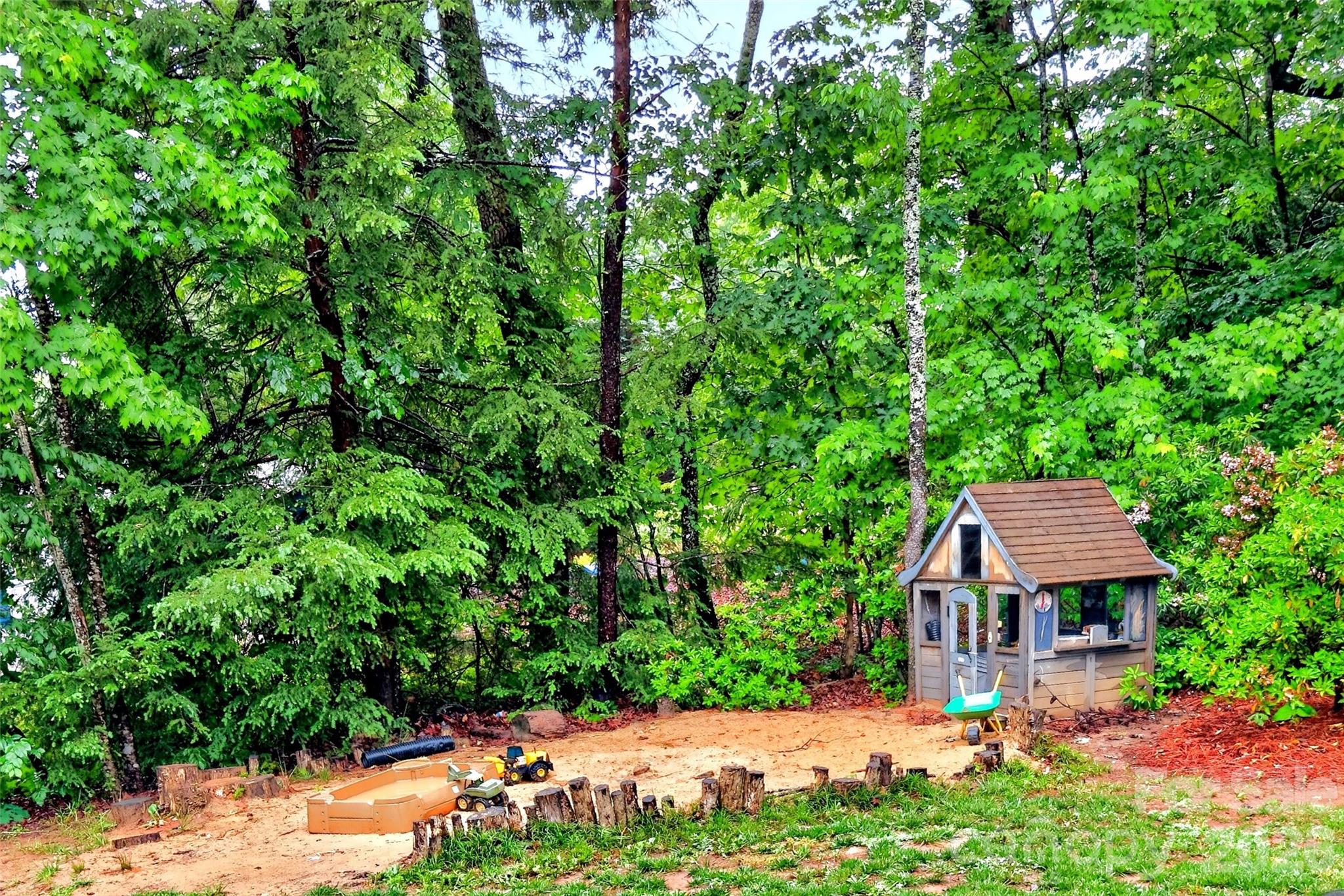 main property photo 38