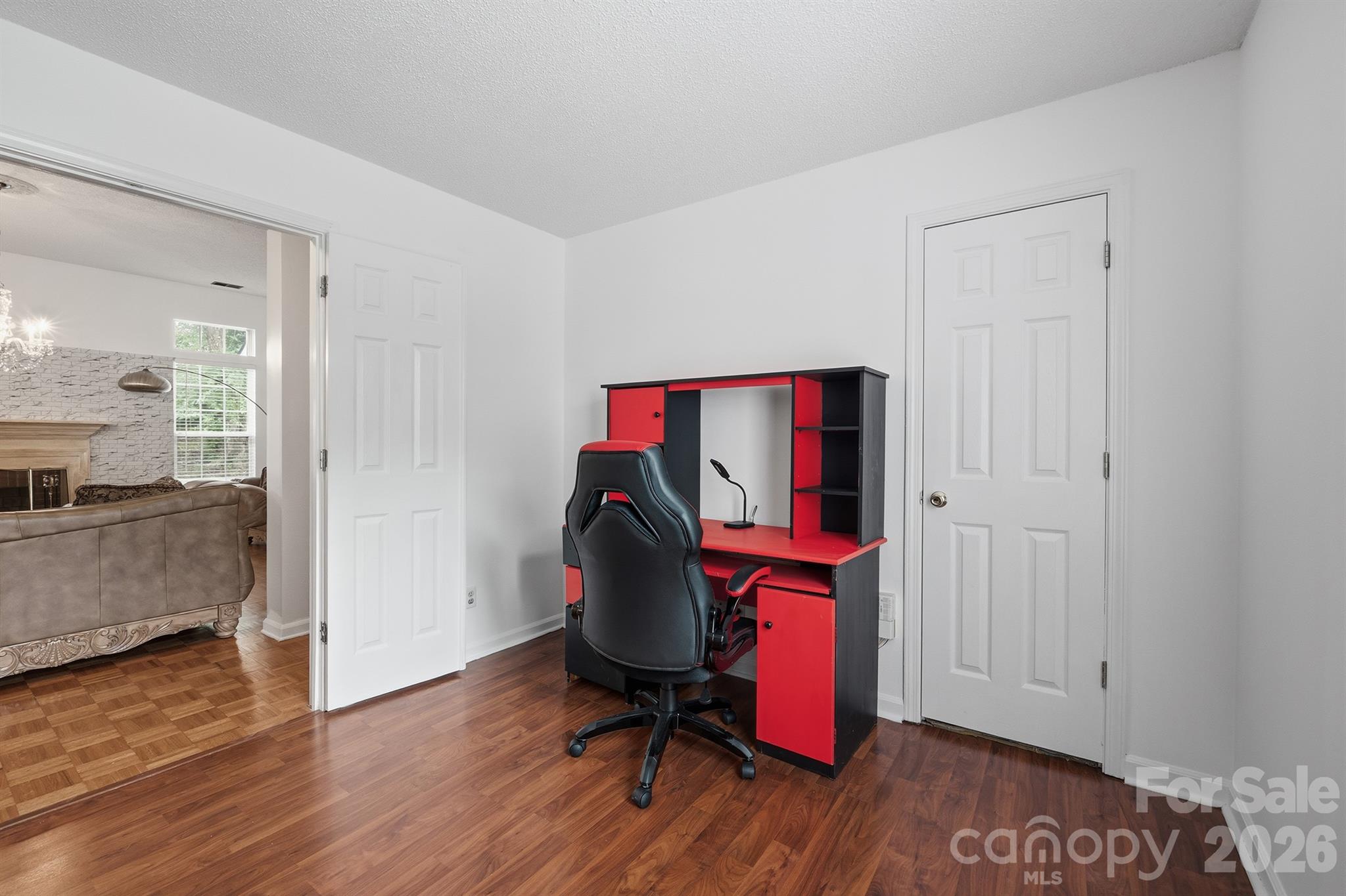 main property photo 25