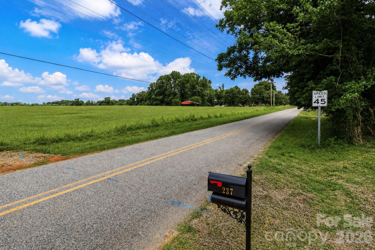 main property photo 8