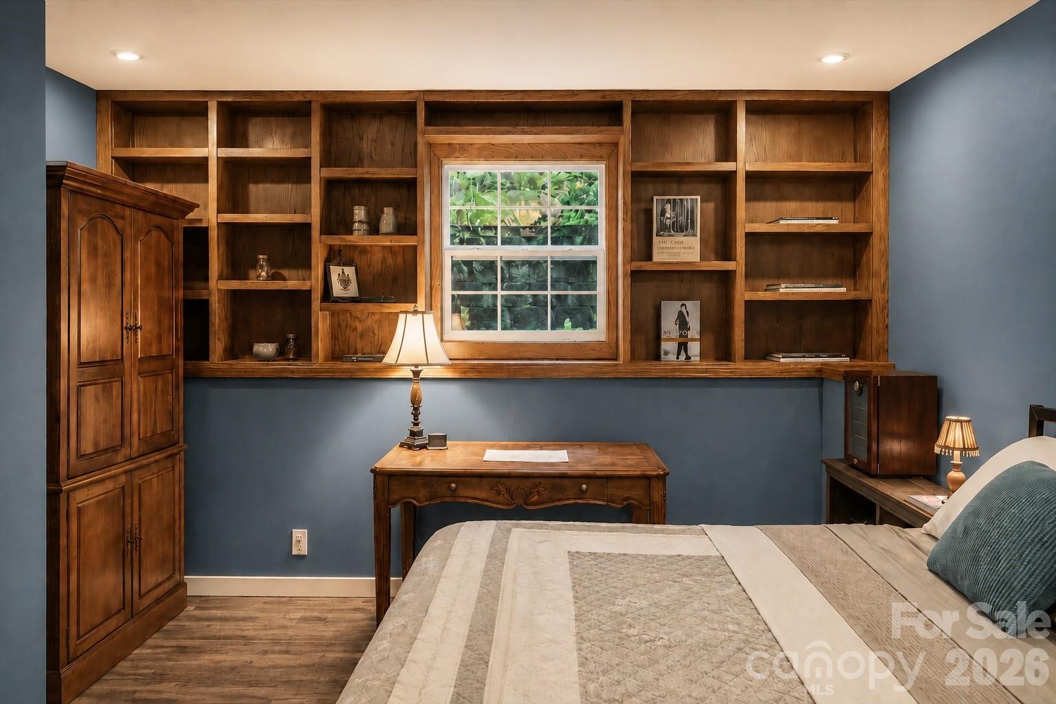 main property photo 7