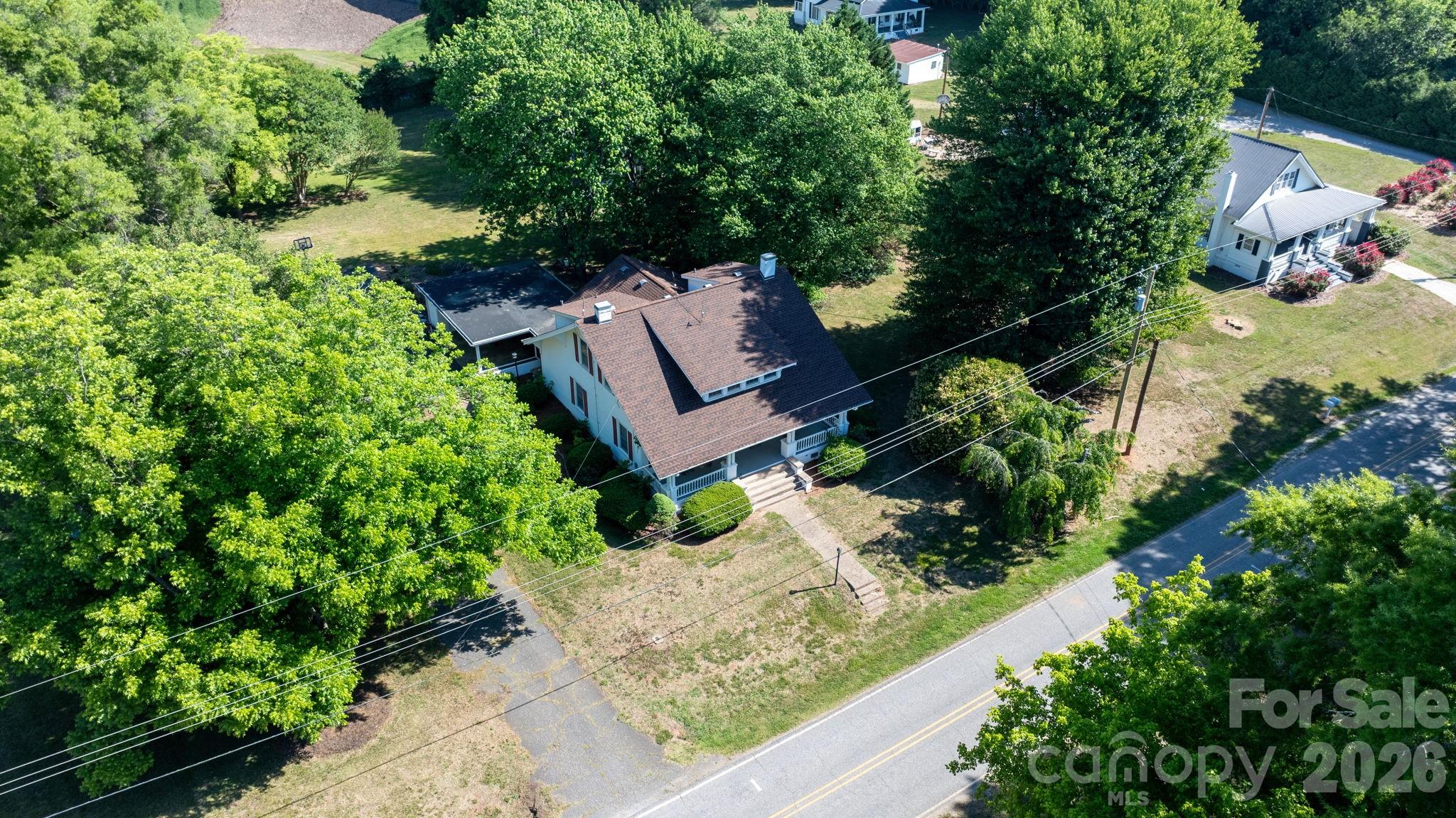 main property photo 39