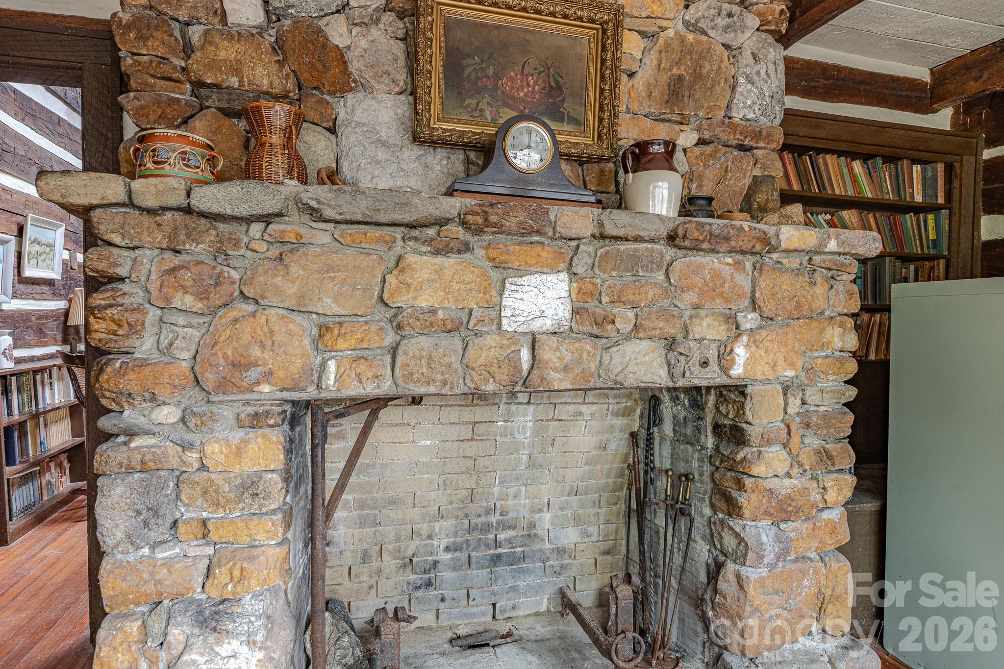 main property photo 18
