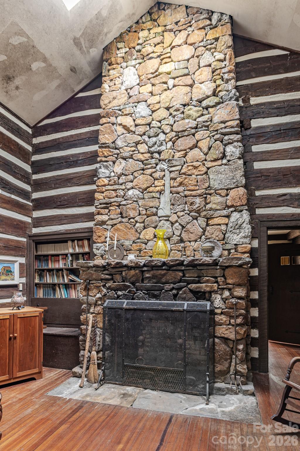 main property photo 7