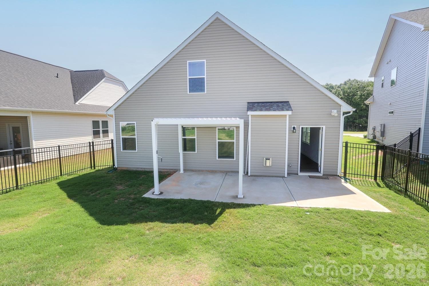 main property photo 44