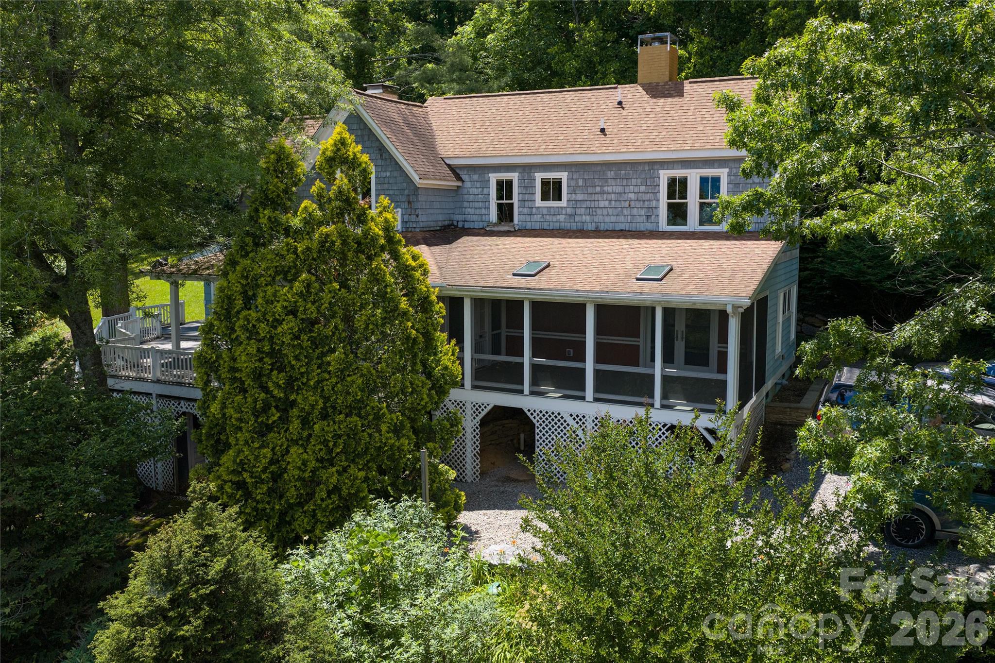 main property photo 45
