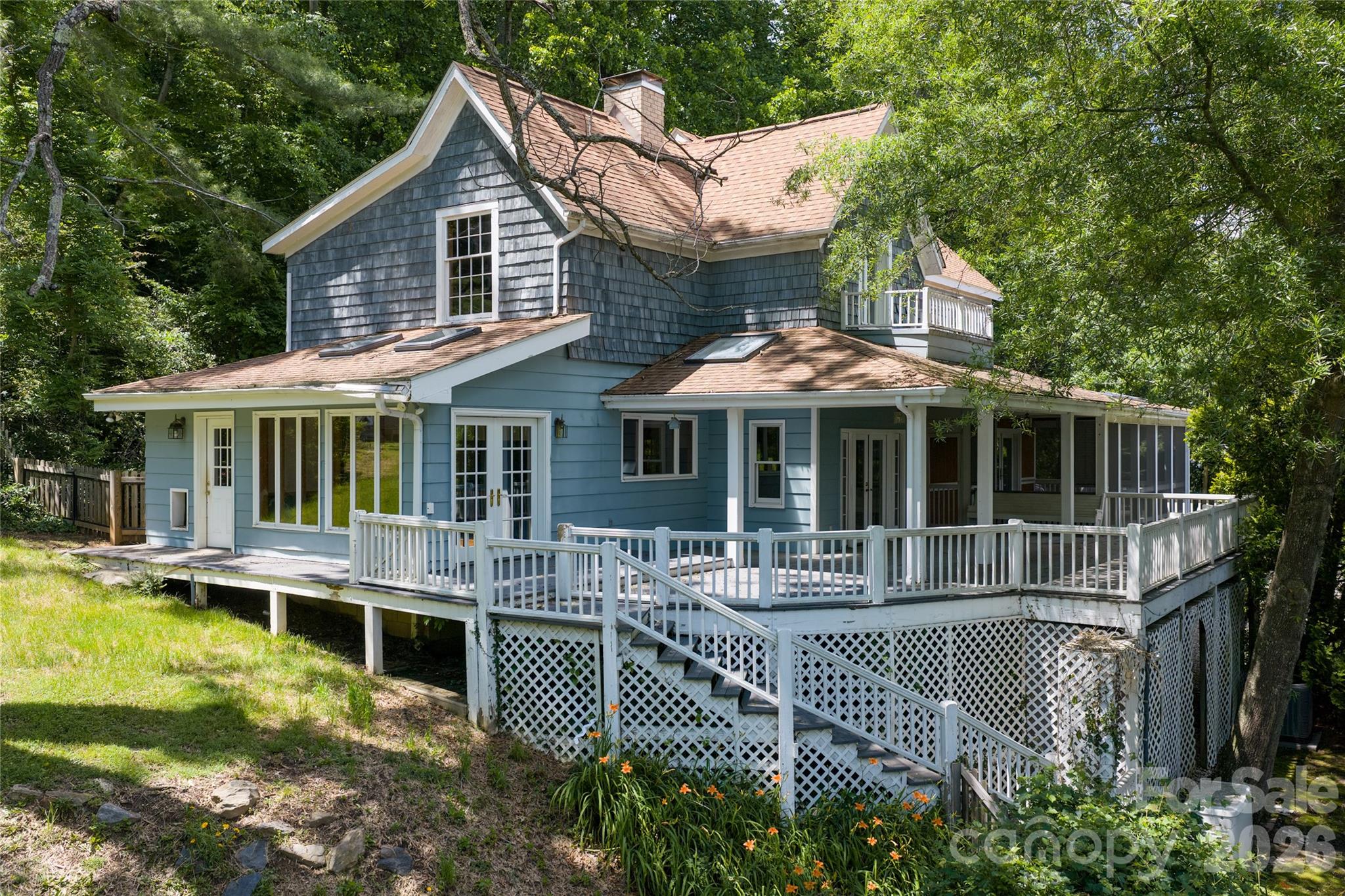 main property photo 46