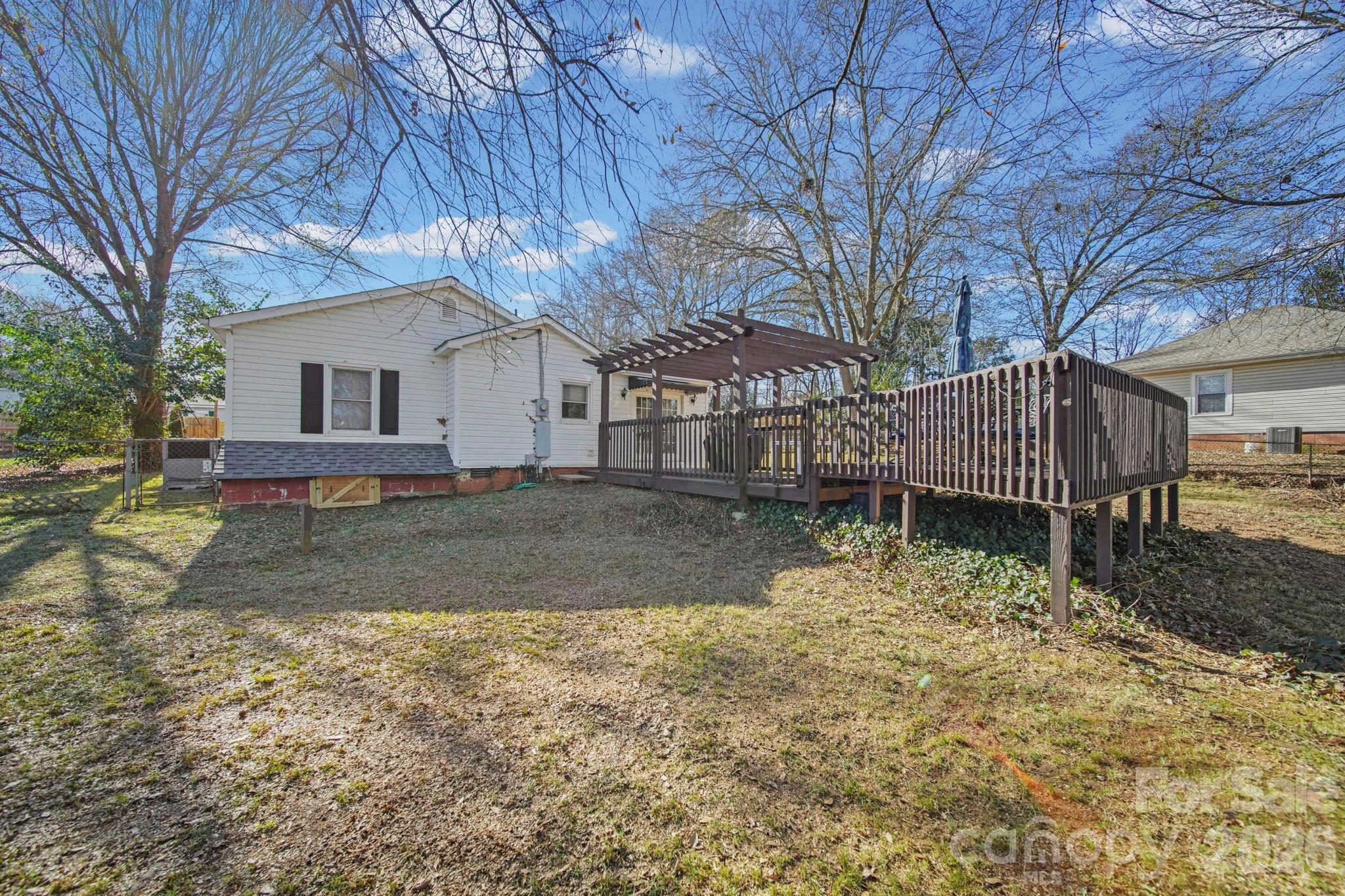 main property photo 43