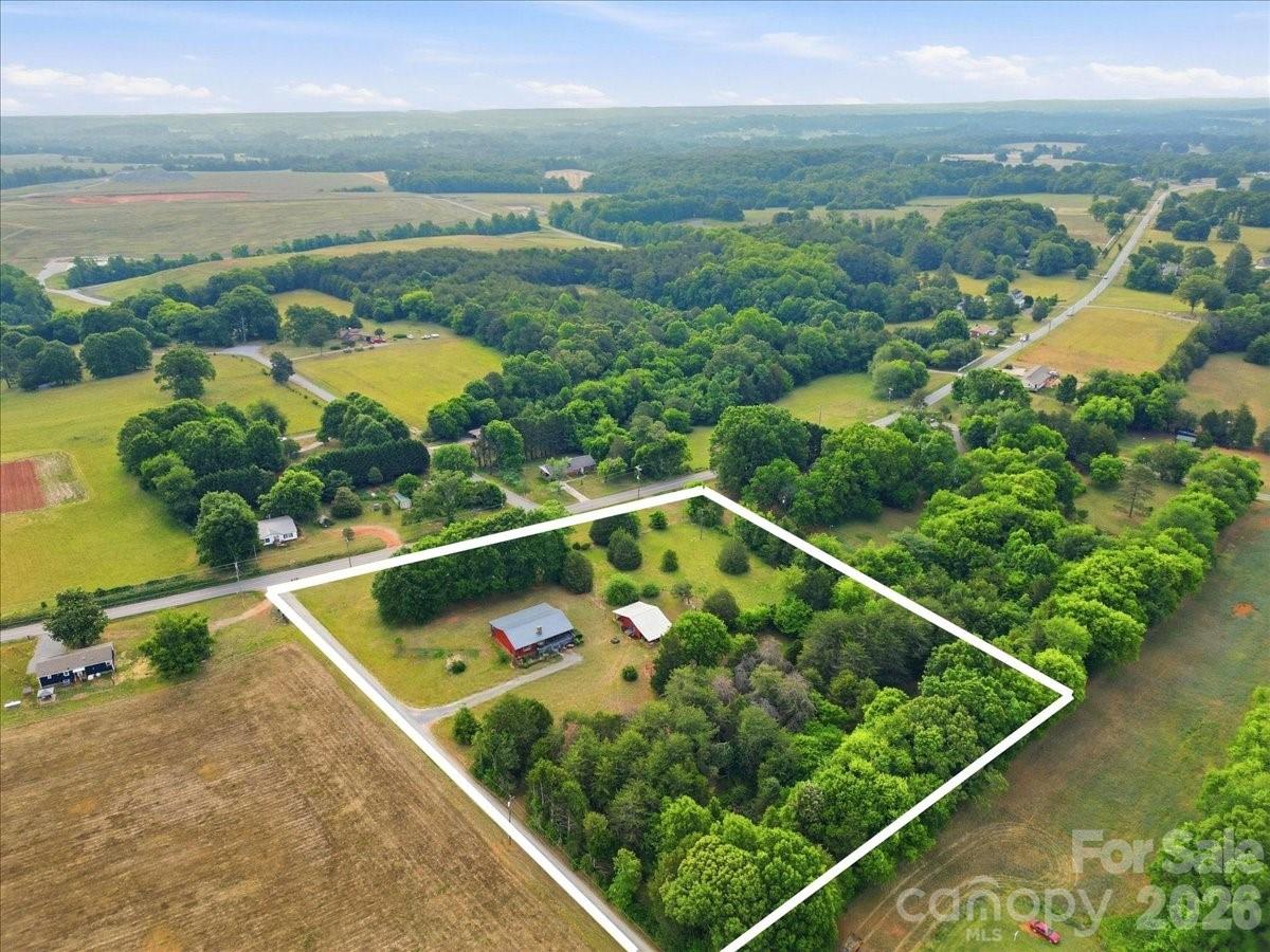 main property photo 30