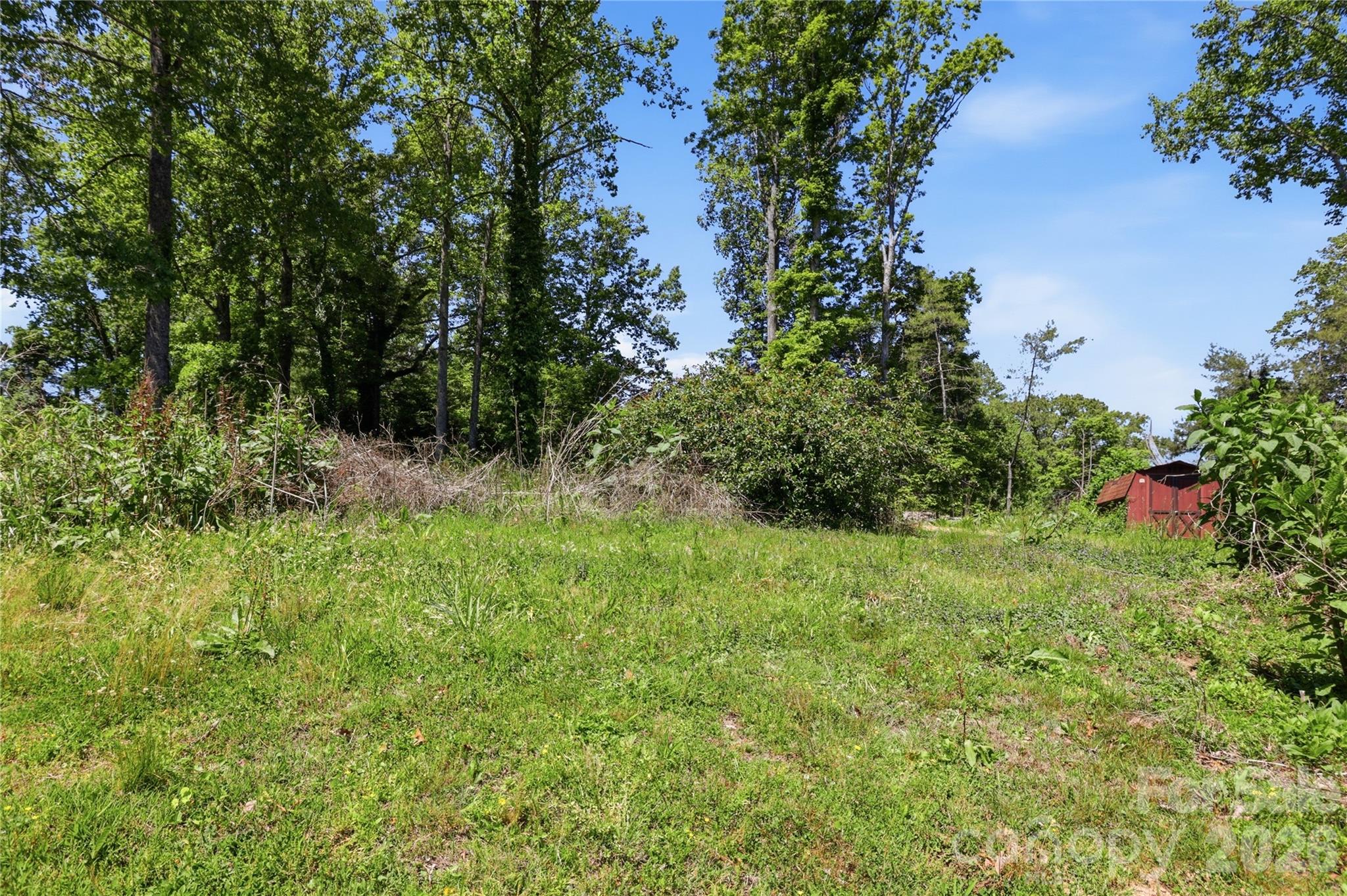 main property photo 38