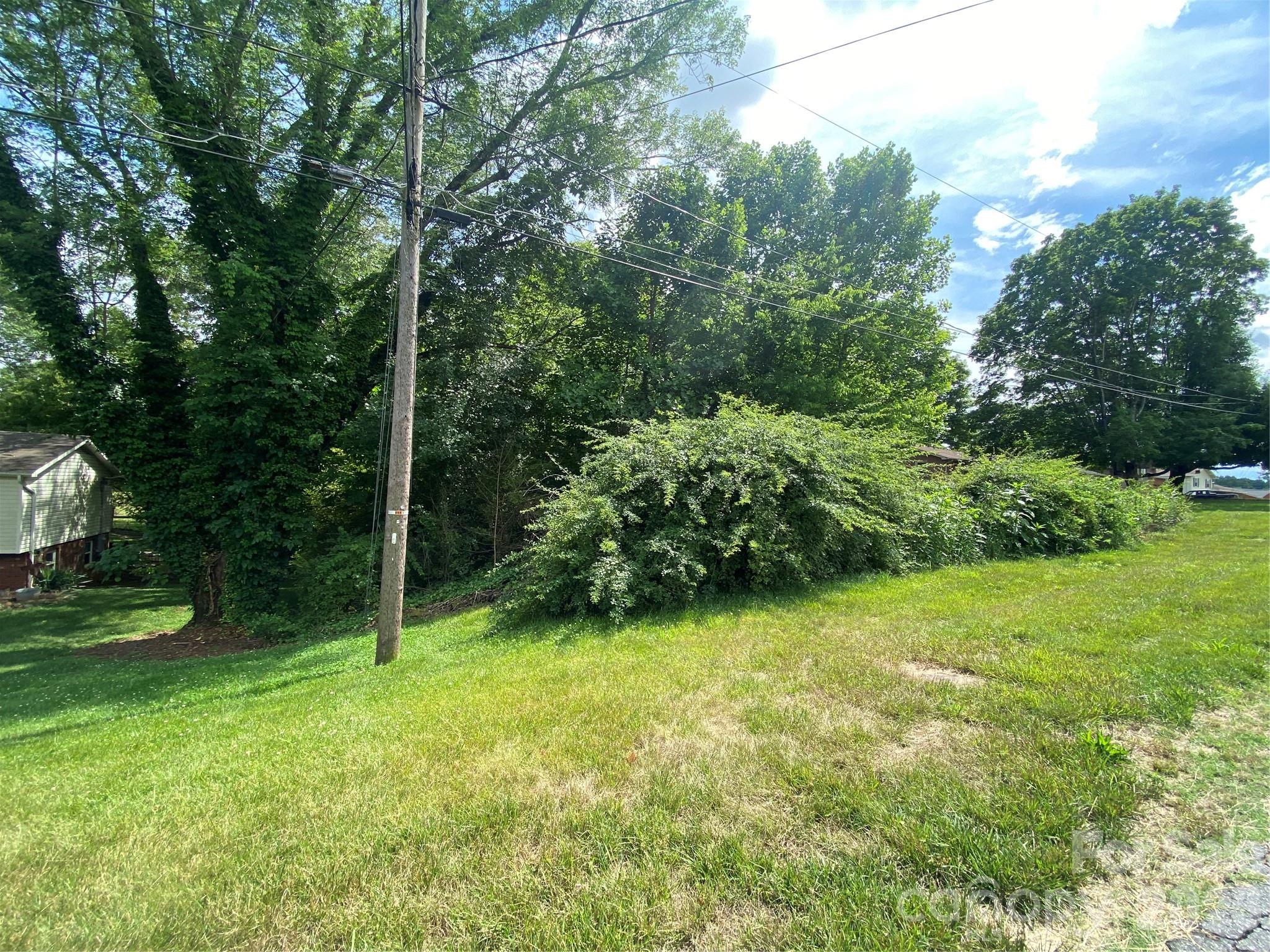 main property photo 7