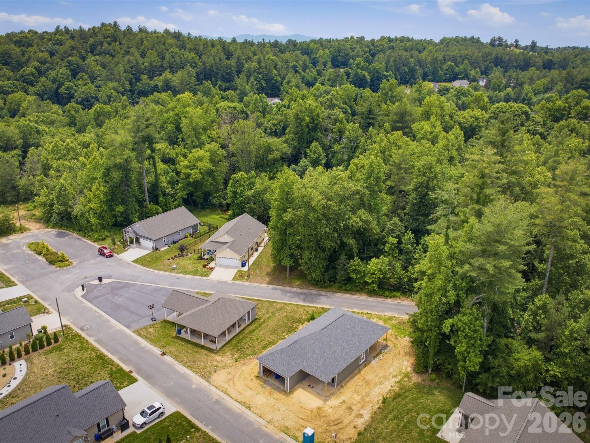 main property photo 10