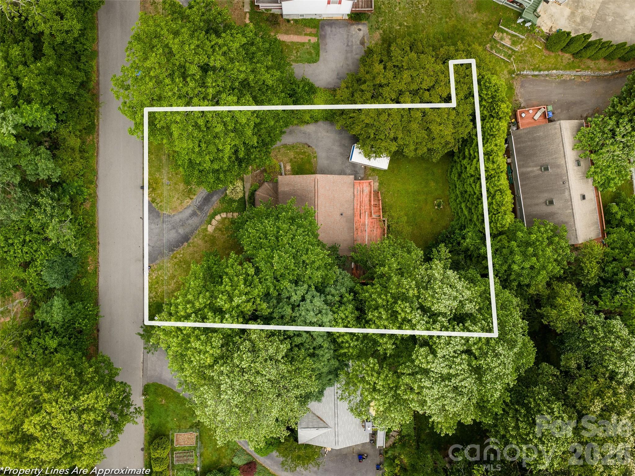 main property photo 5