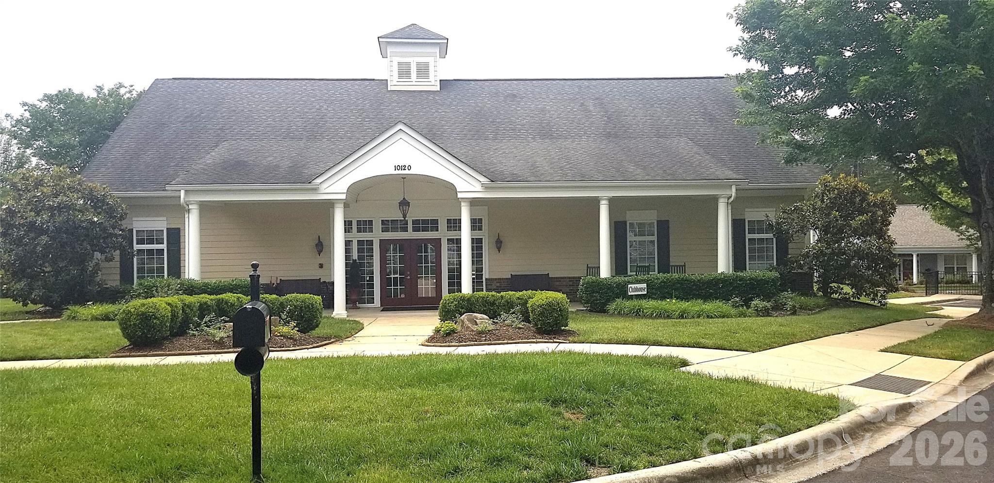 main property photo 39