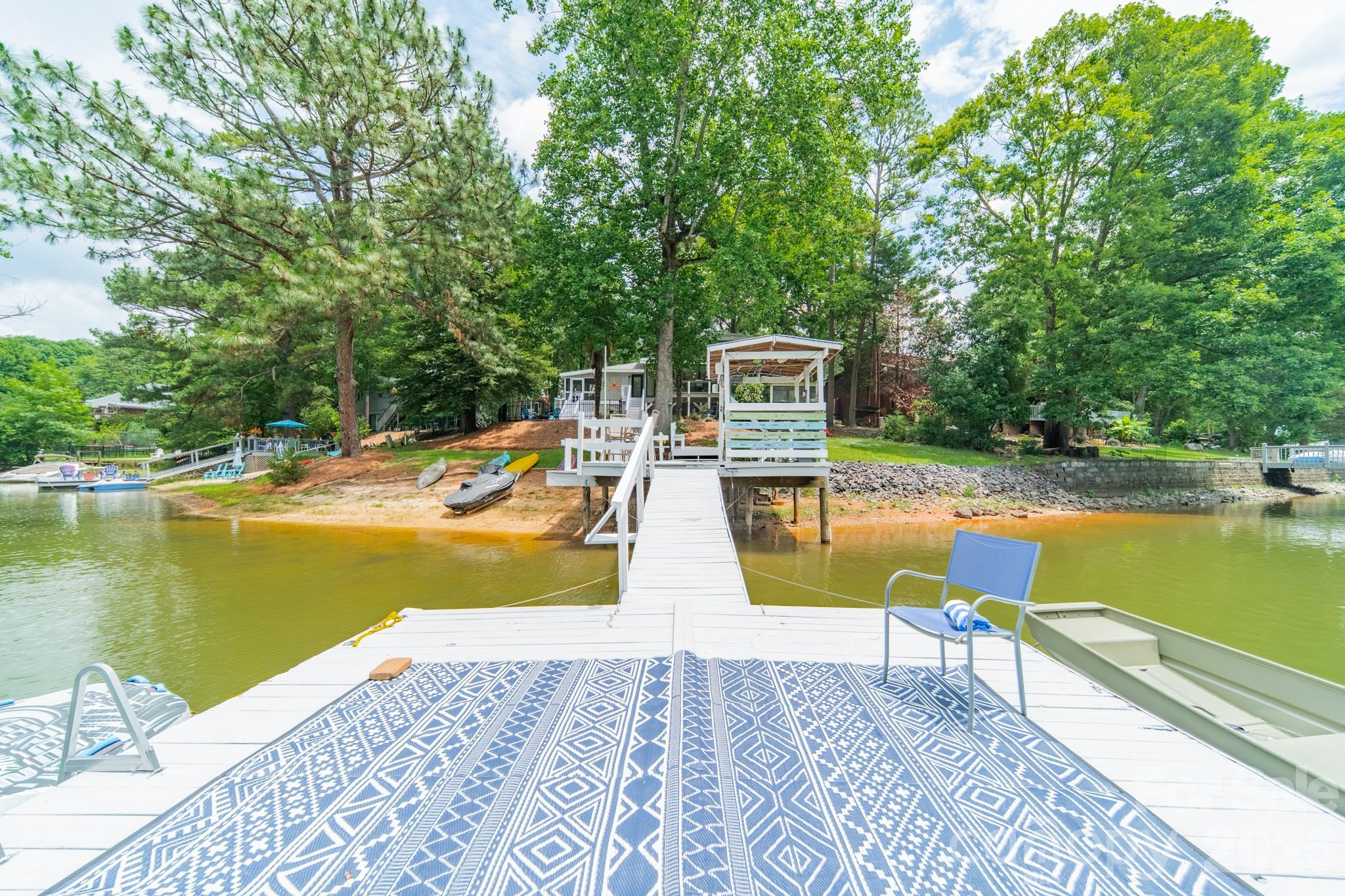 main property photo 42