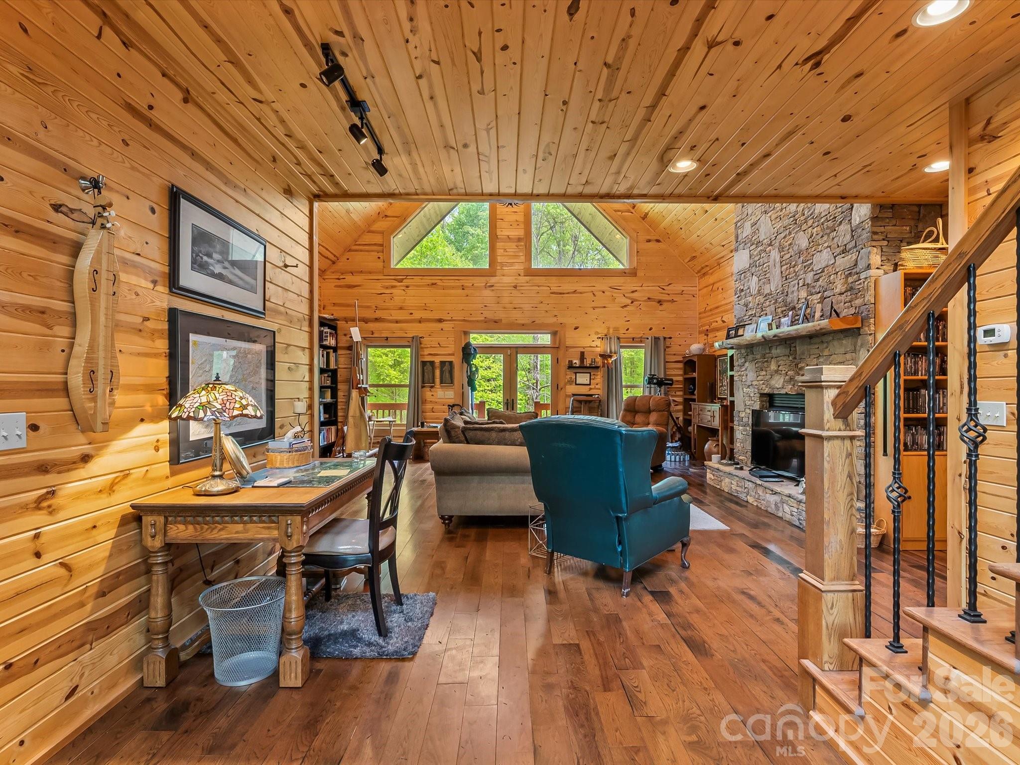 main property photo 26