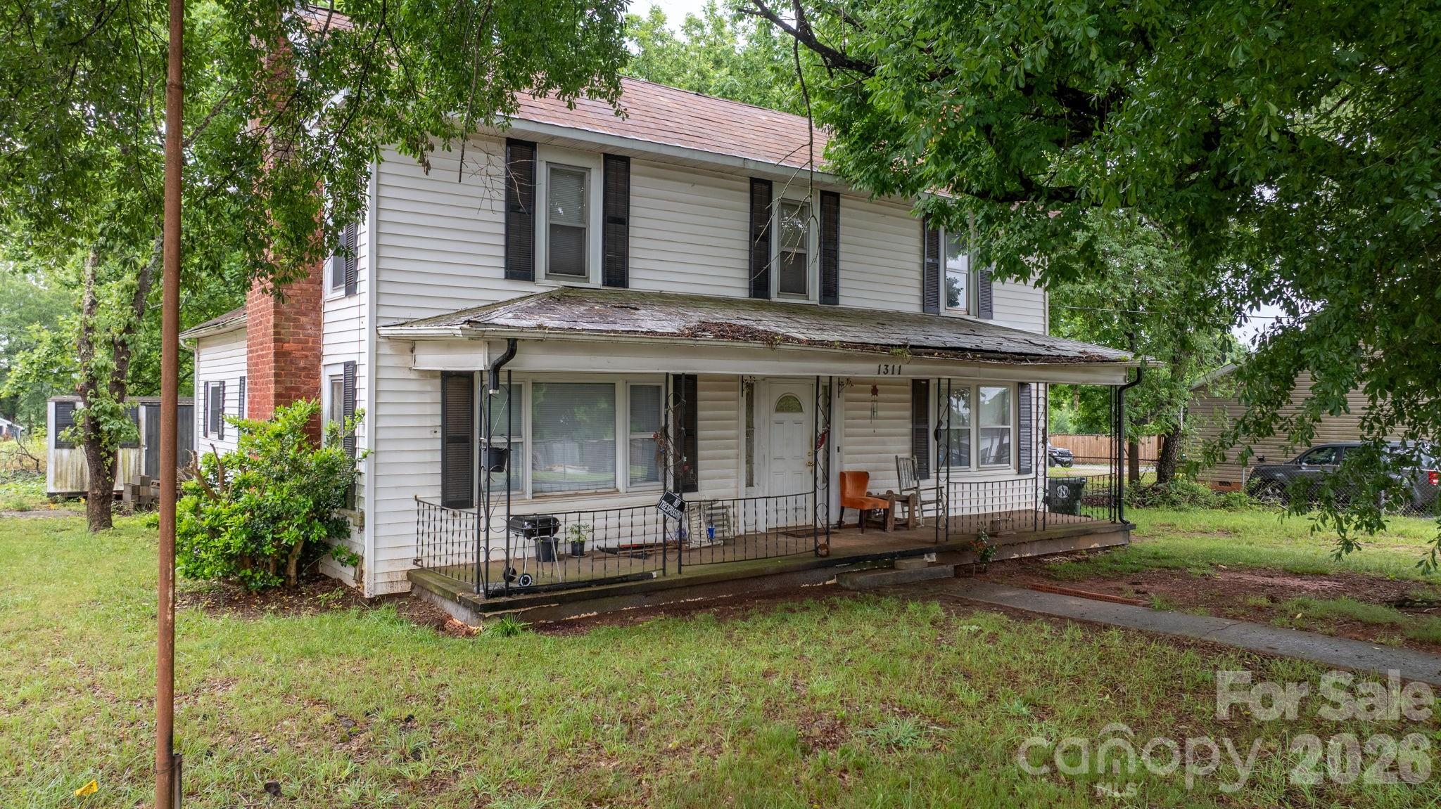 main property photo 2
