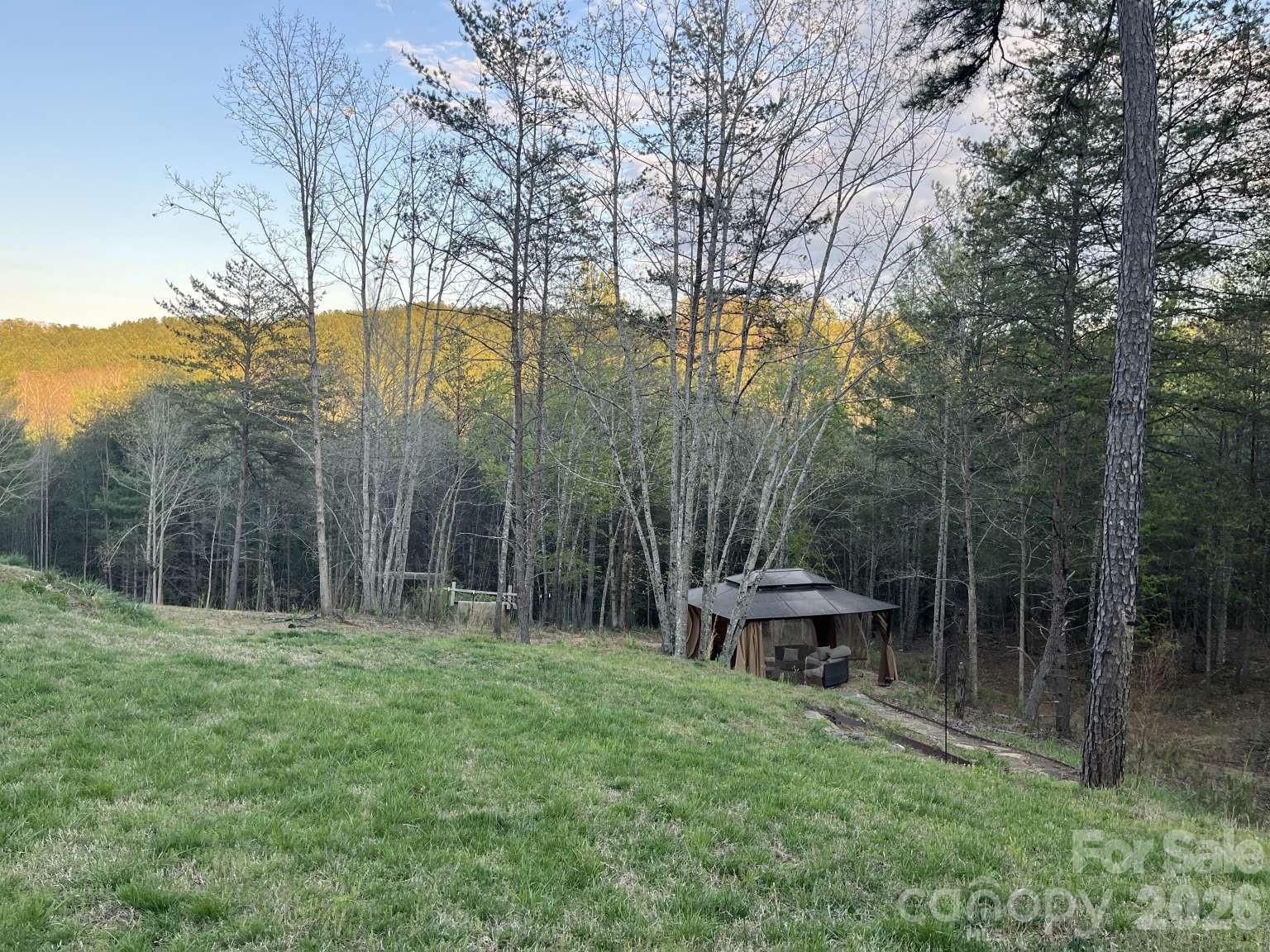 main property photo 28